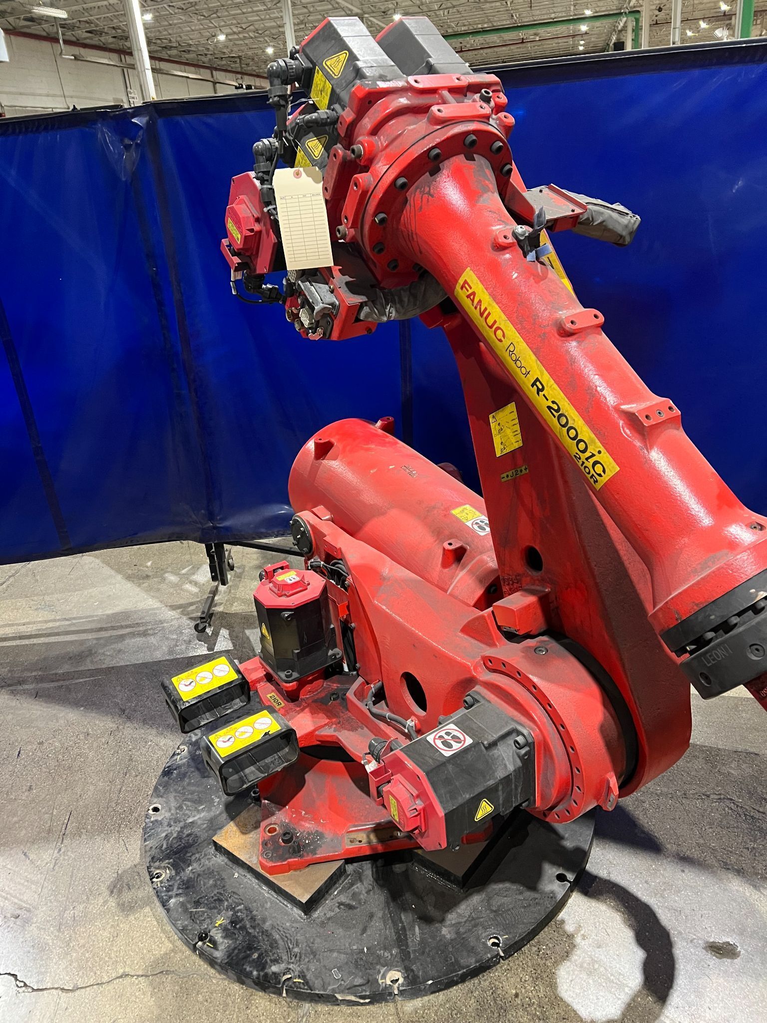 FANUC ROBOTICS R-200IC/210R ROBOT W/ R30IB CONTROLLER & WT6000 USED 0