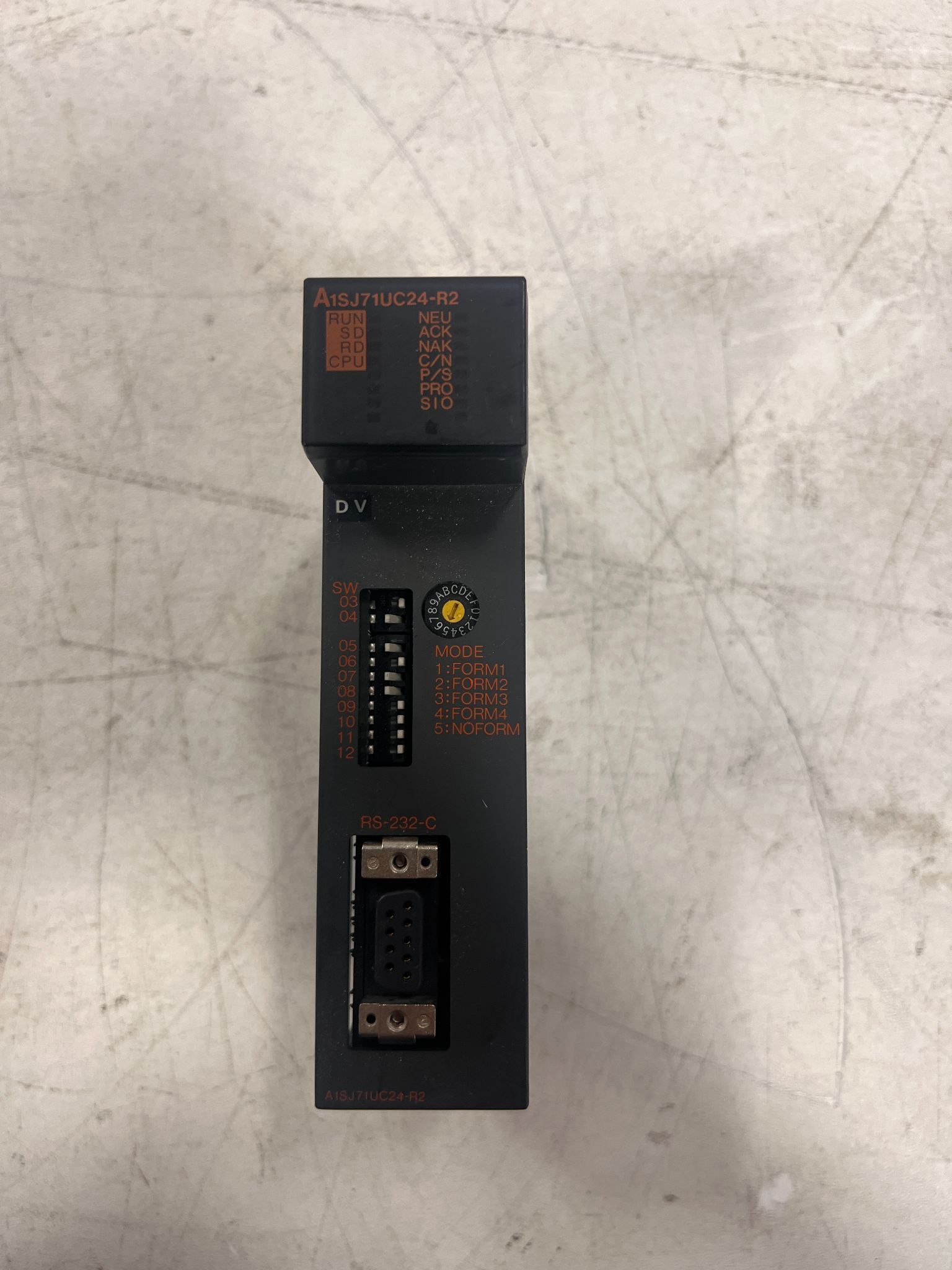 MITSUBISHI A1SJ71UC24-R2 PLC MACHINE CONTROL USED 0