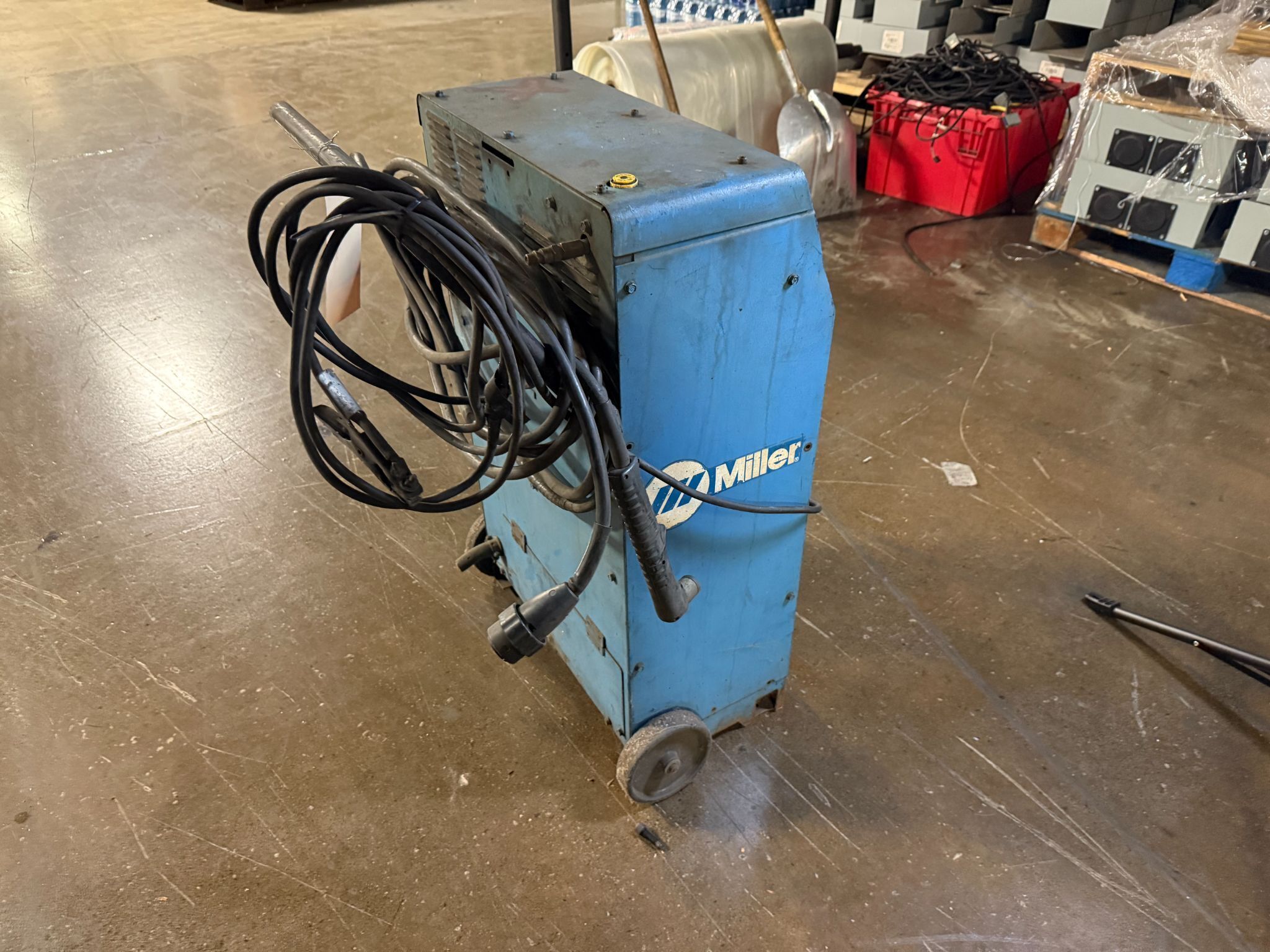 MILLER 903780 Spectrum 701 Plasma Cutting System USED AS-IS 4
