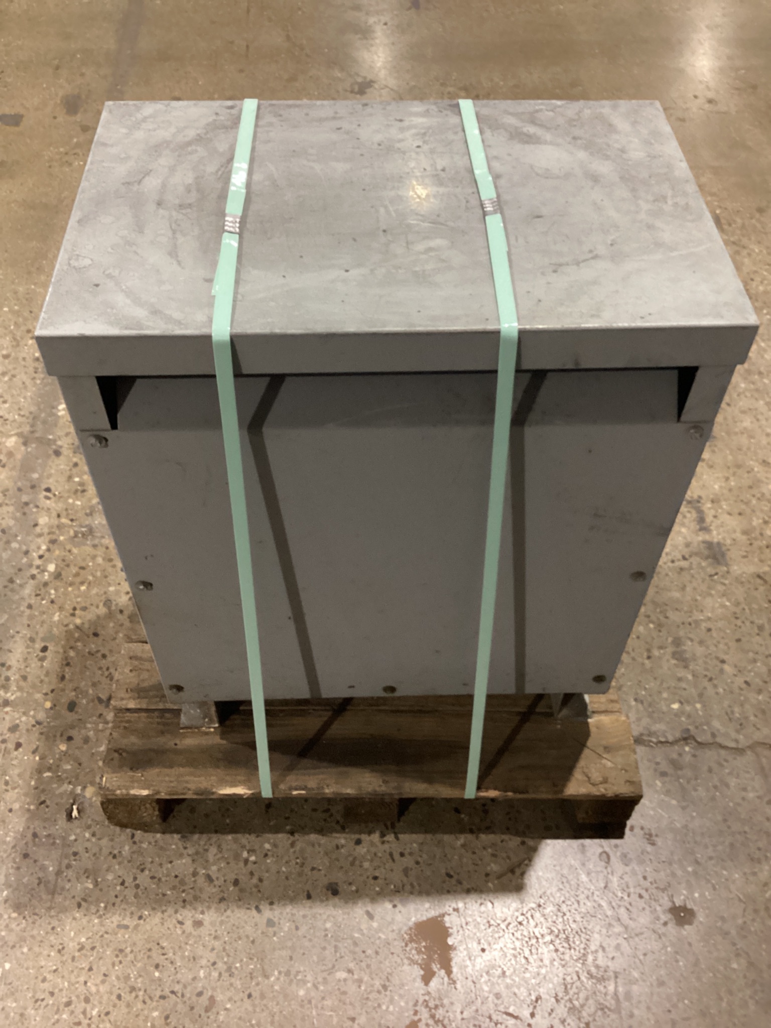 MGM HT45C3B2 45KVA DRY TYPE TRANSFORMER 3PH 240V - 208Y/120V USED 3