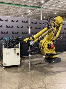 FANUC M-900iA/260L Complete w/ R-30iA Controls USED