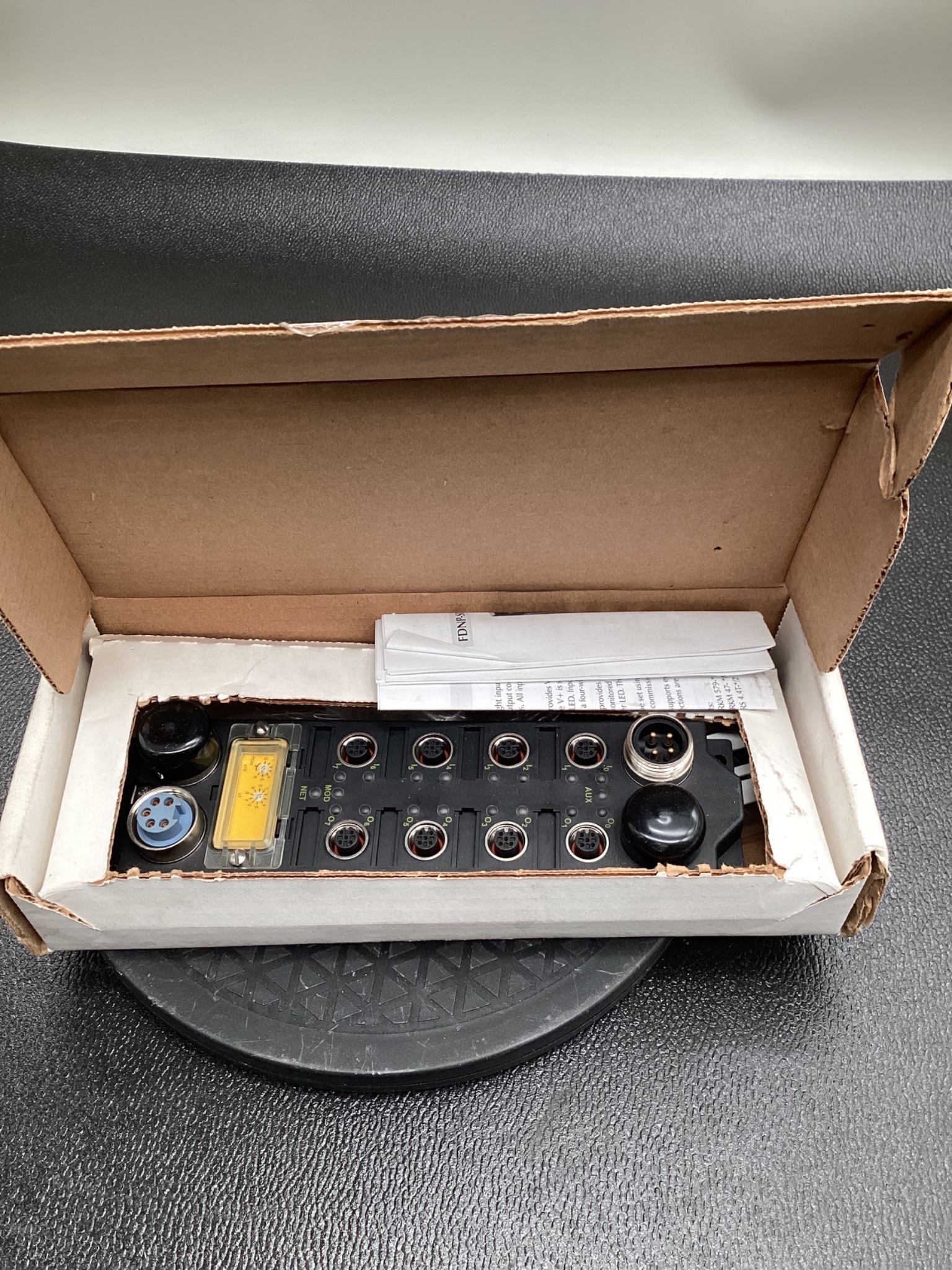 TURCK FDNP-50808G-TT DeviceNet I/O Module 8DI 8DO 0.5A NEW 2