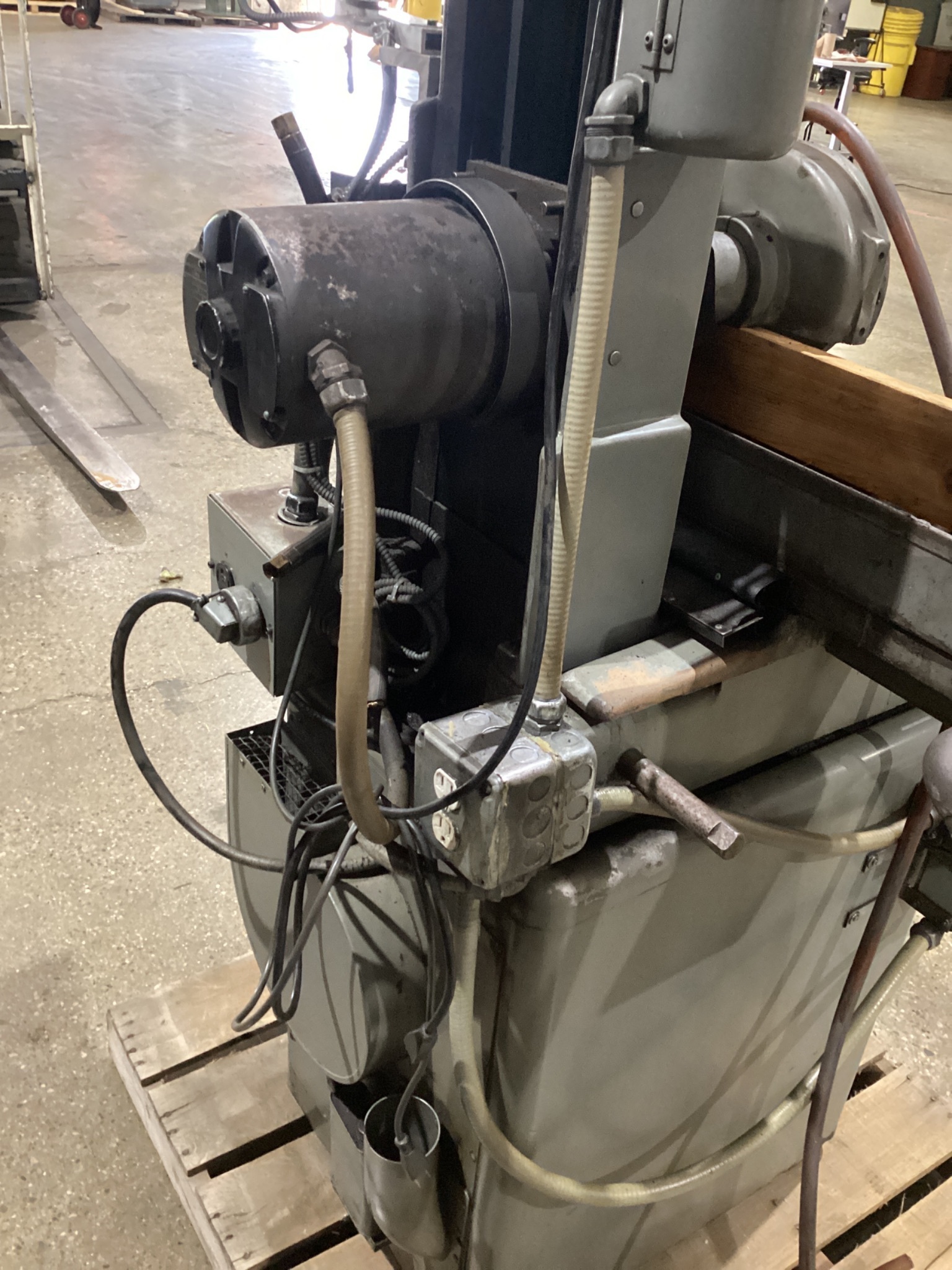BOYAR SCHULTZ SIX TWELVE DELUXE Surface Grinder USED 2