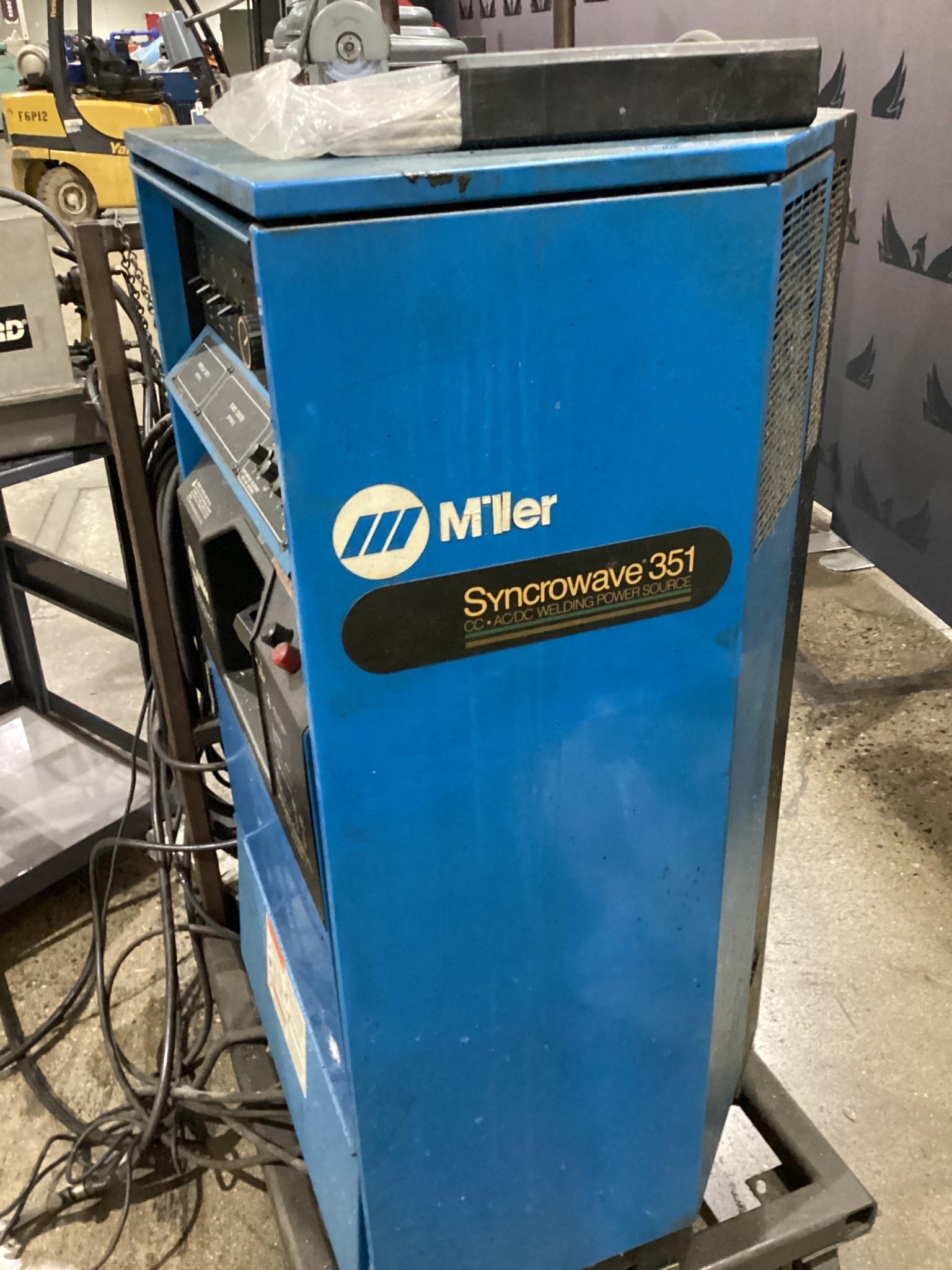 MILLER SYNCROWAVE 351 TIG Welder USED 3