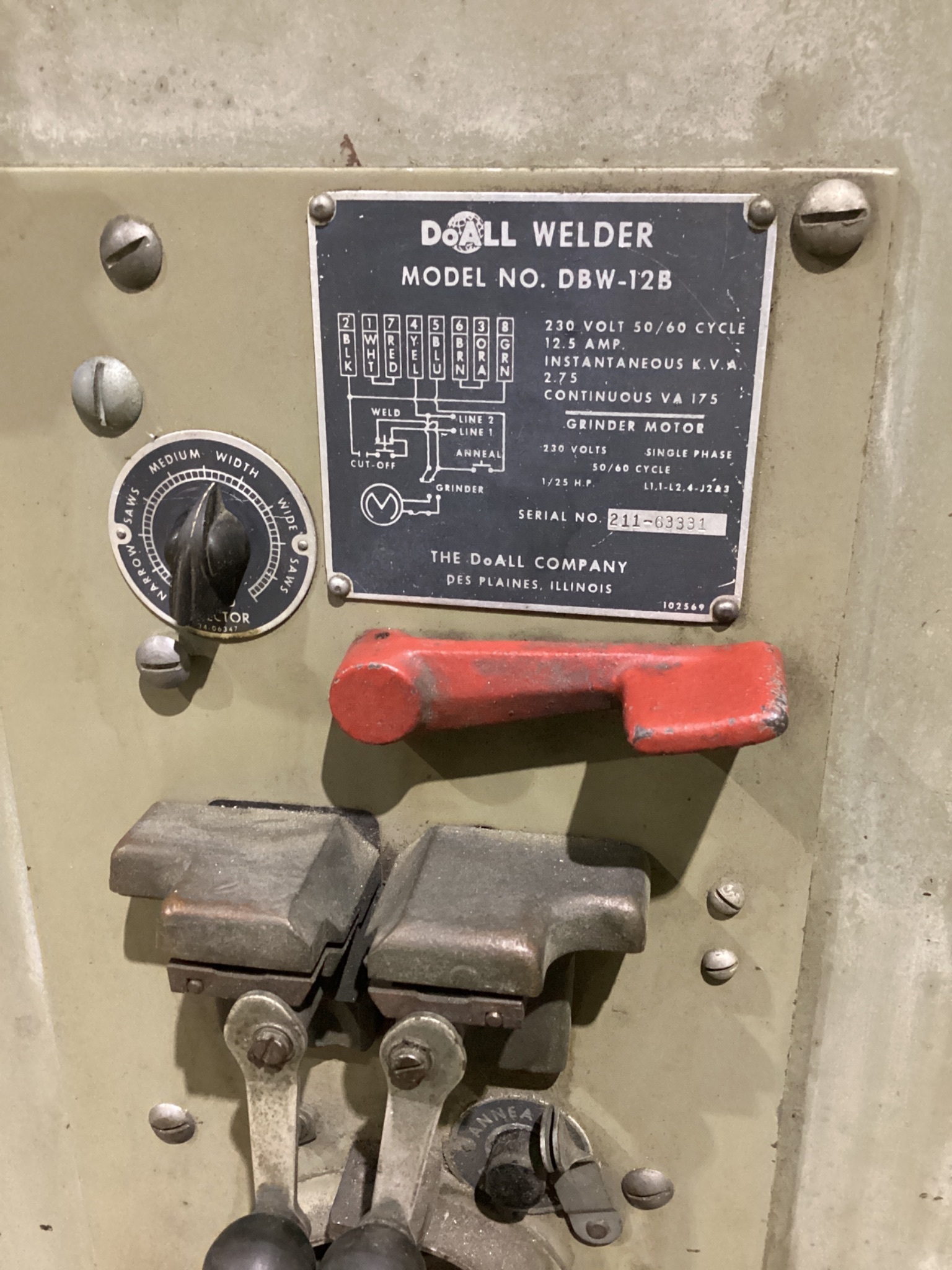 DOALL 1612-0 Vertical Band Saw USED 5