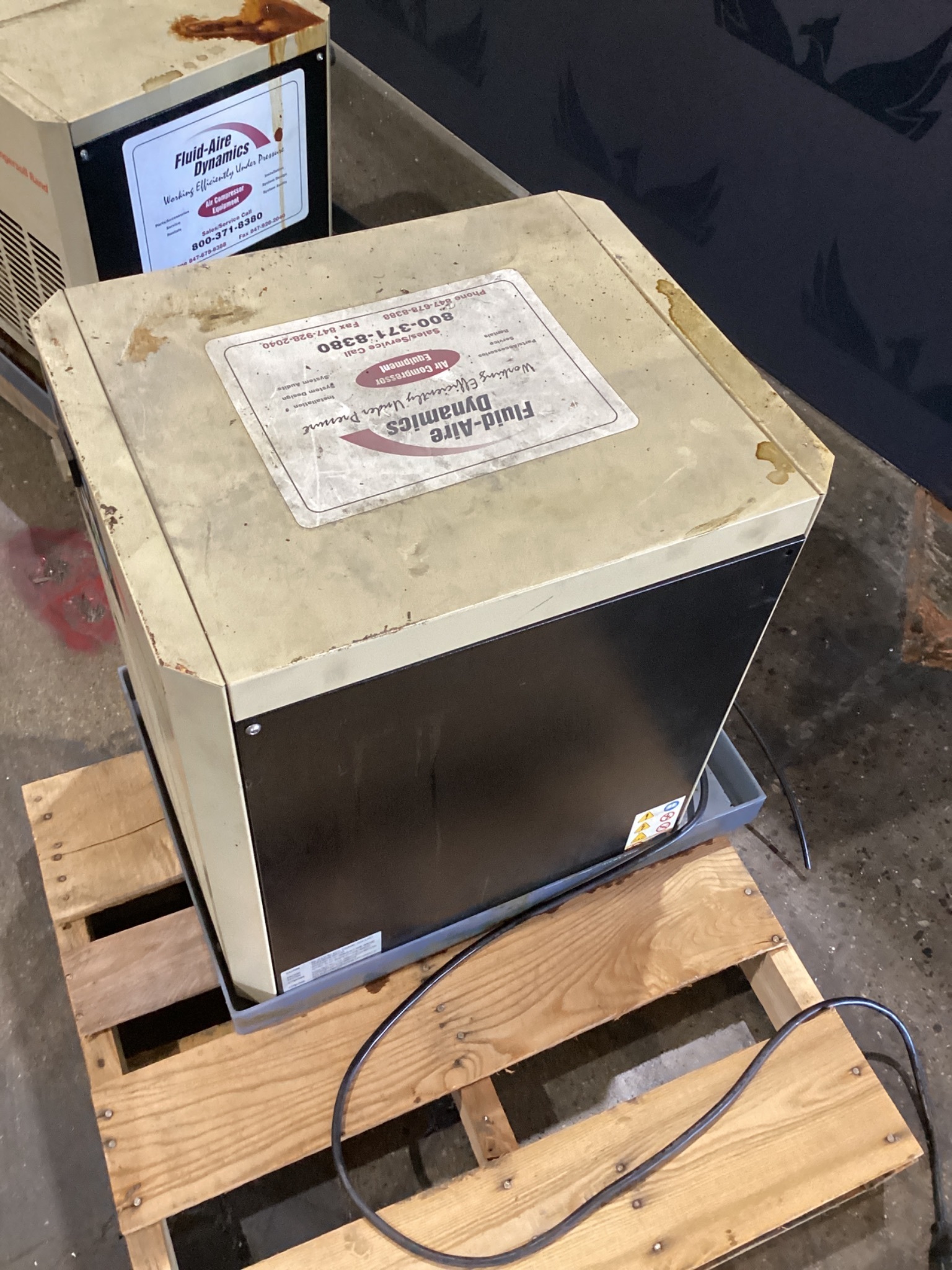 INGERSOLL-RAND D108IN 64 SCFM Refrigerated Air Dryer USED 2