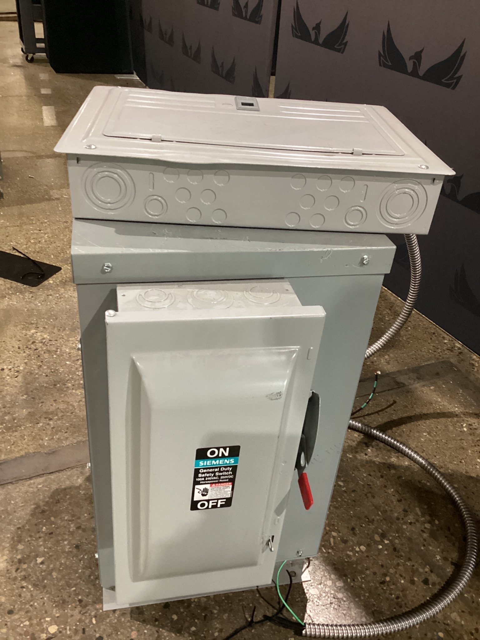 POWERTRAN PTN104-25K-EE 25KVA Step-Down Transformer 1PH USED 1