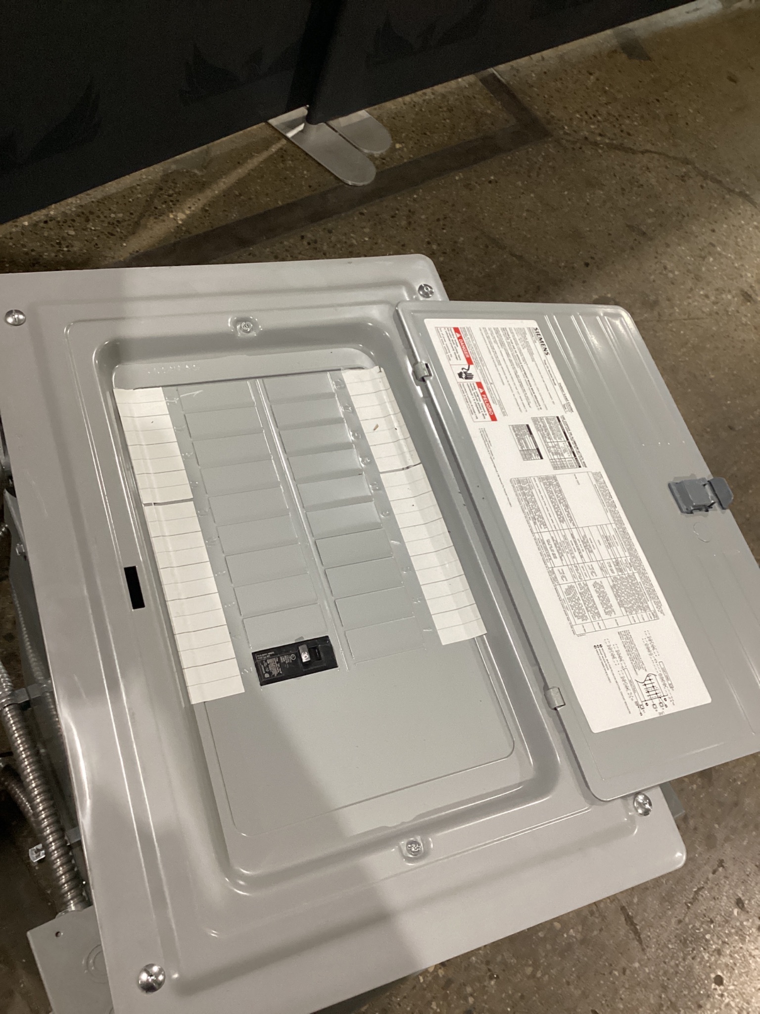 POWERTRAN PTN104-25K-EE 25KVA Step-Down Transformer 1PH USED 2