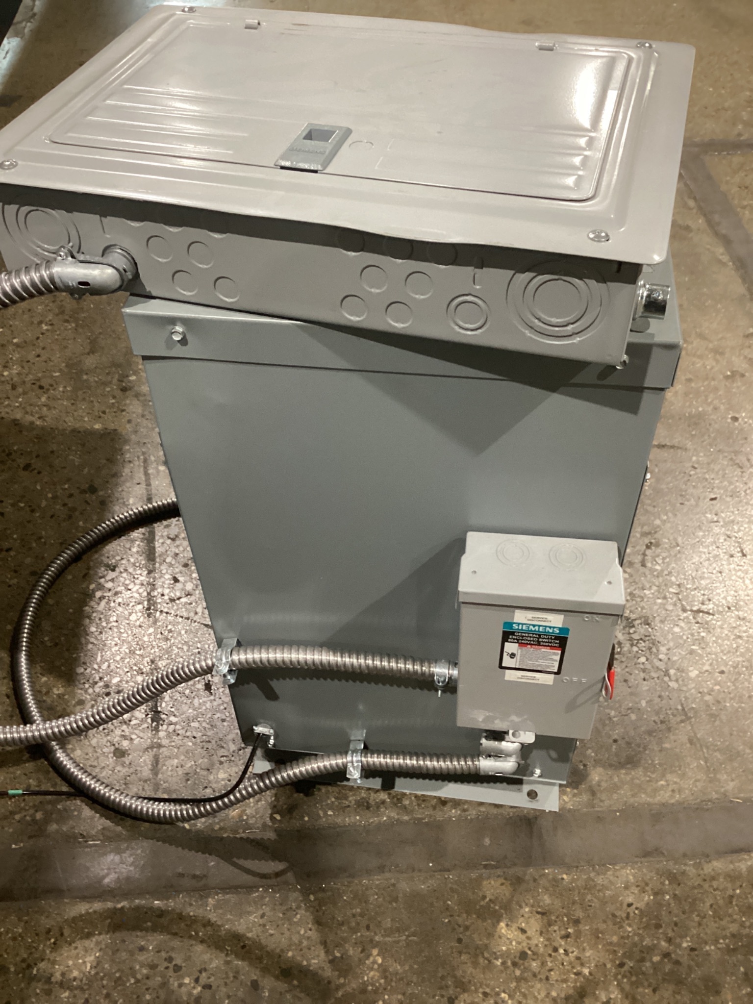 POWERTRAN PTN104-25K-EE 25KVA Step-Down Transformer 1PH USED 3