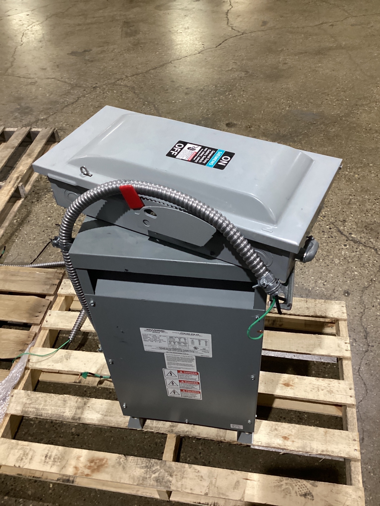 POWERTRAN PTN104-25K-EE 25KVA Step-Down Transformer 1PH USED 3