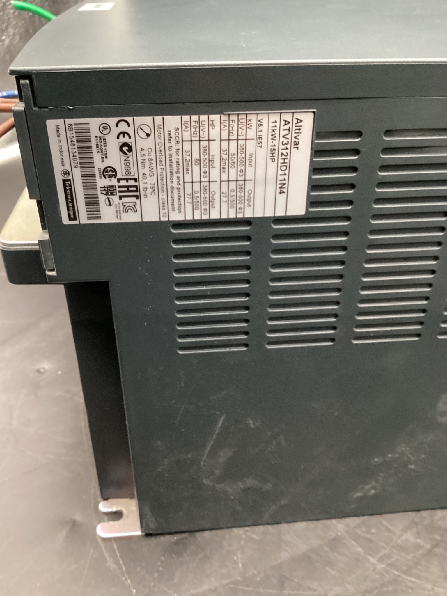 SCHNEIDER ELECTRIC ATV312HD11N4 15HP 11kW VFD USED 4