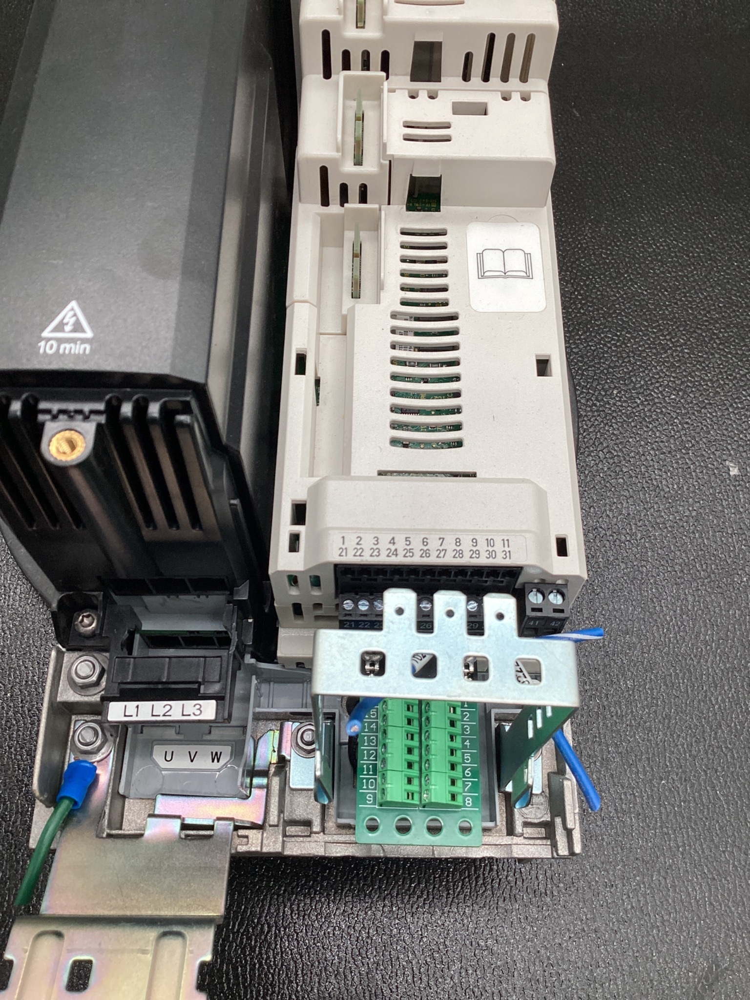 EMERSON CONTROL TECHNIQUES UNIDRIVE M700-054 00300 A USED 5