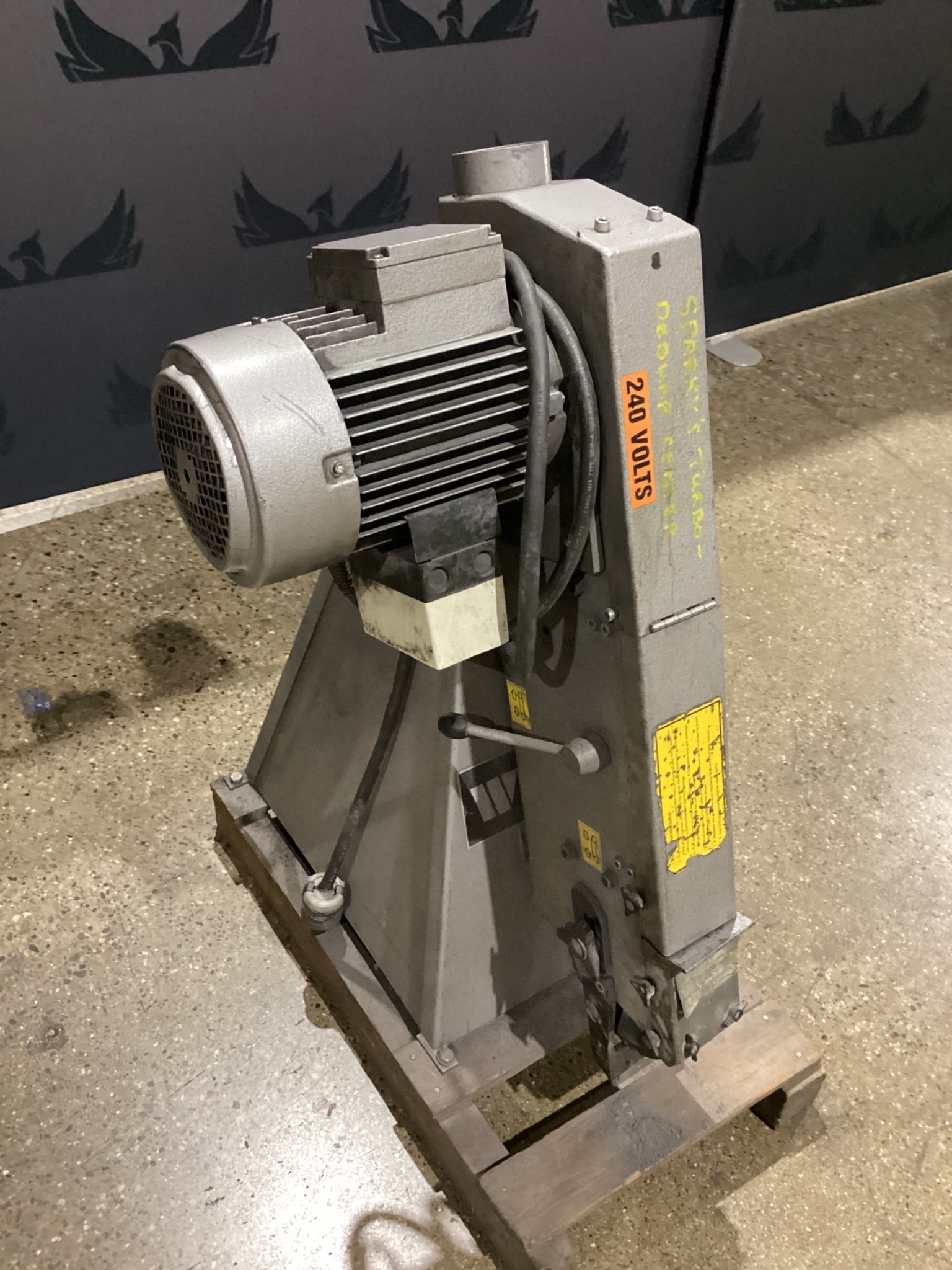 WILTON 4830 Industrial Belt Sander Grinder 1.5HP USED 1