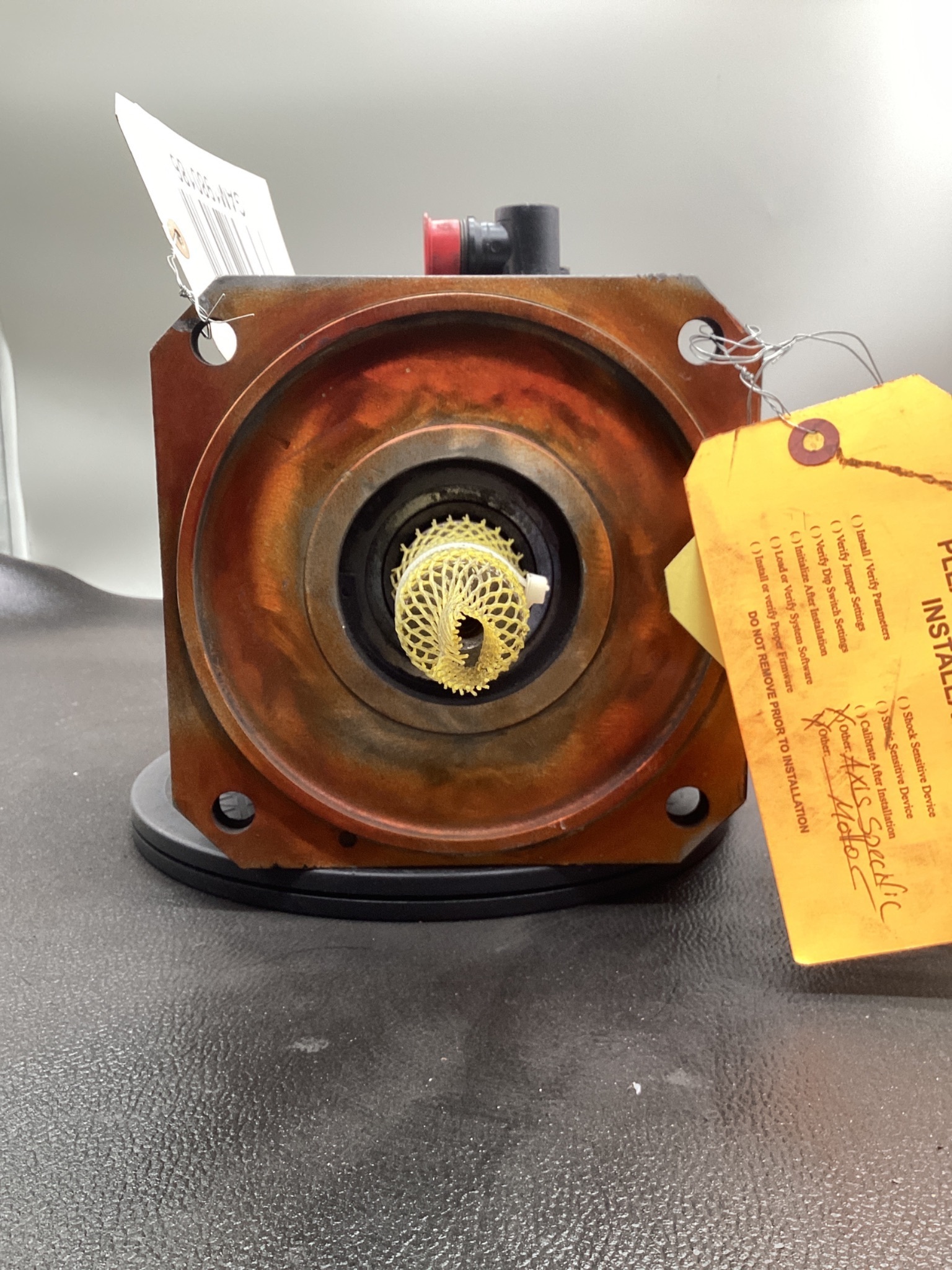 KUKA 1FK6100-8AF91-1ZZ9-ZS49 3.77kW 156V AC Servo Motor USED 4