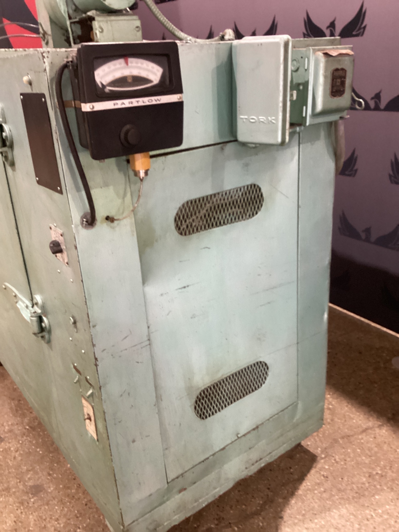 DESPATCH V-23-SPEC Electric Batch Oven USED 4