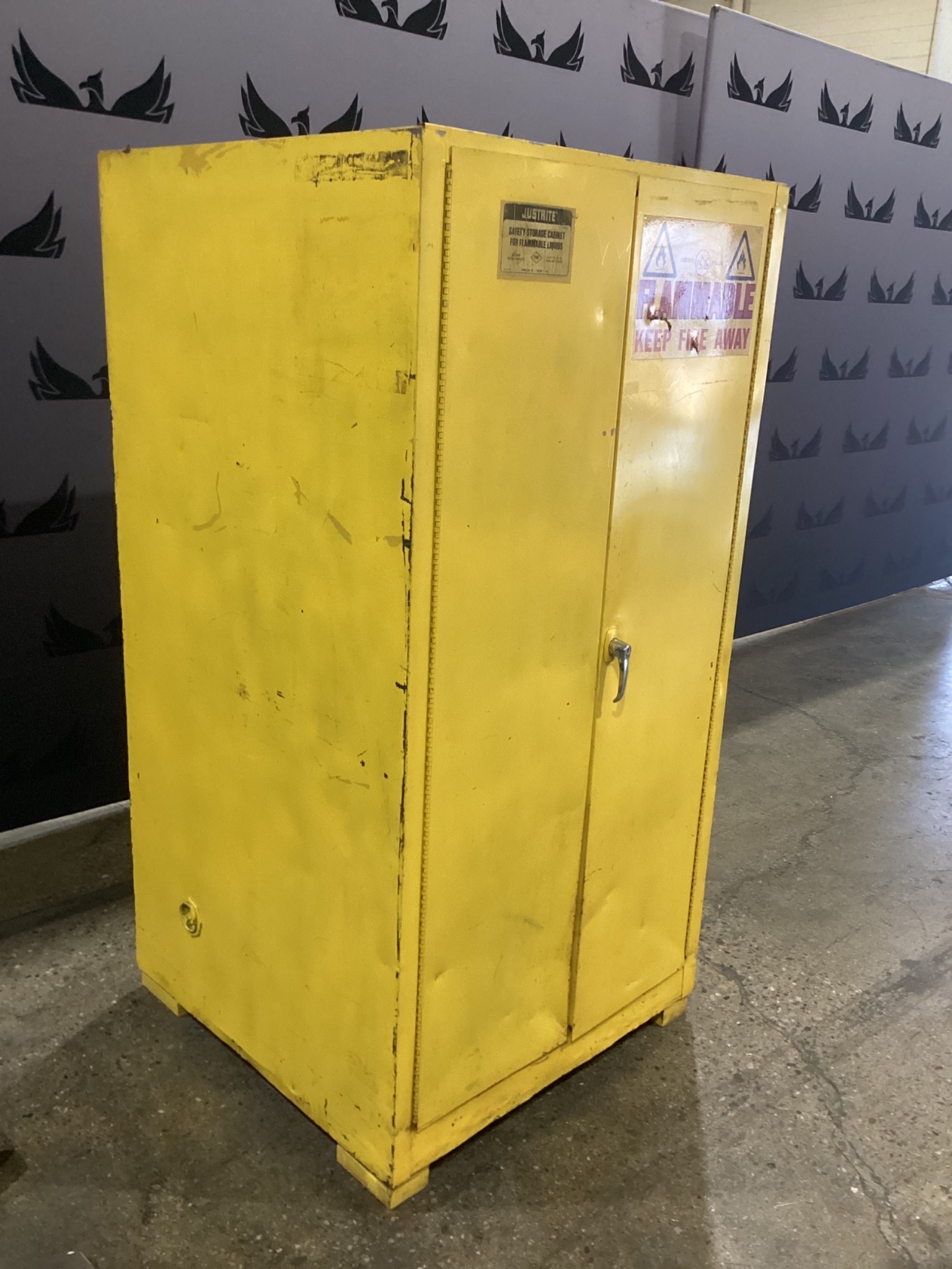 JUSTRITE 25600 Flammable Cabinet USED 3