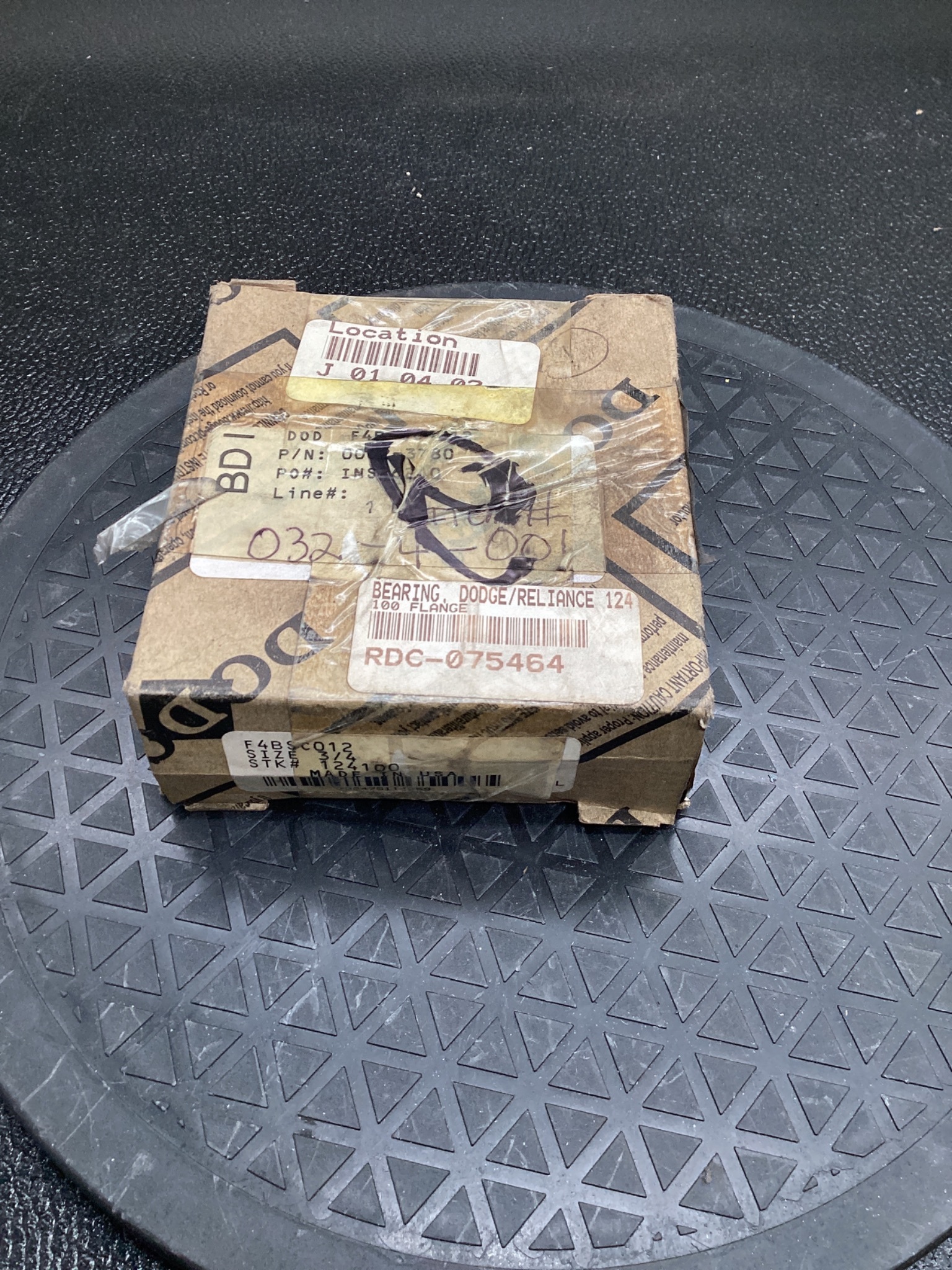 DODGE RDC-075464 Roller Chain Drive Coupling NEW 0