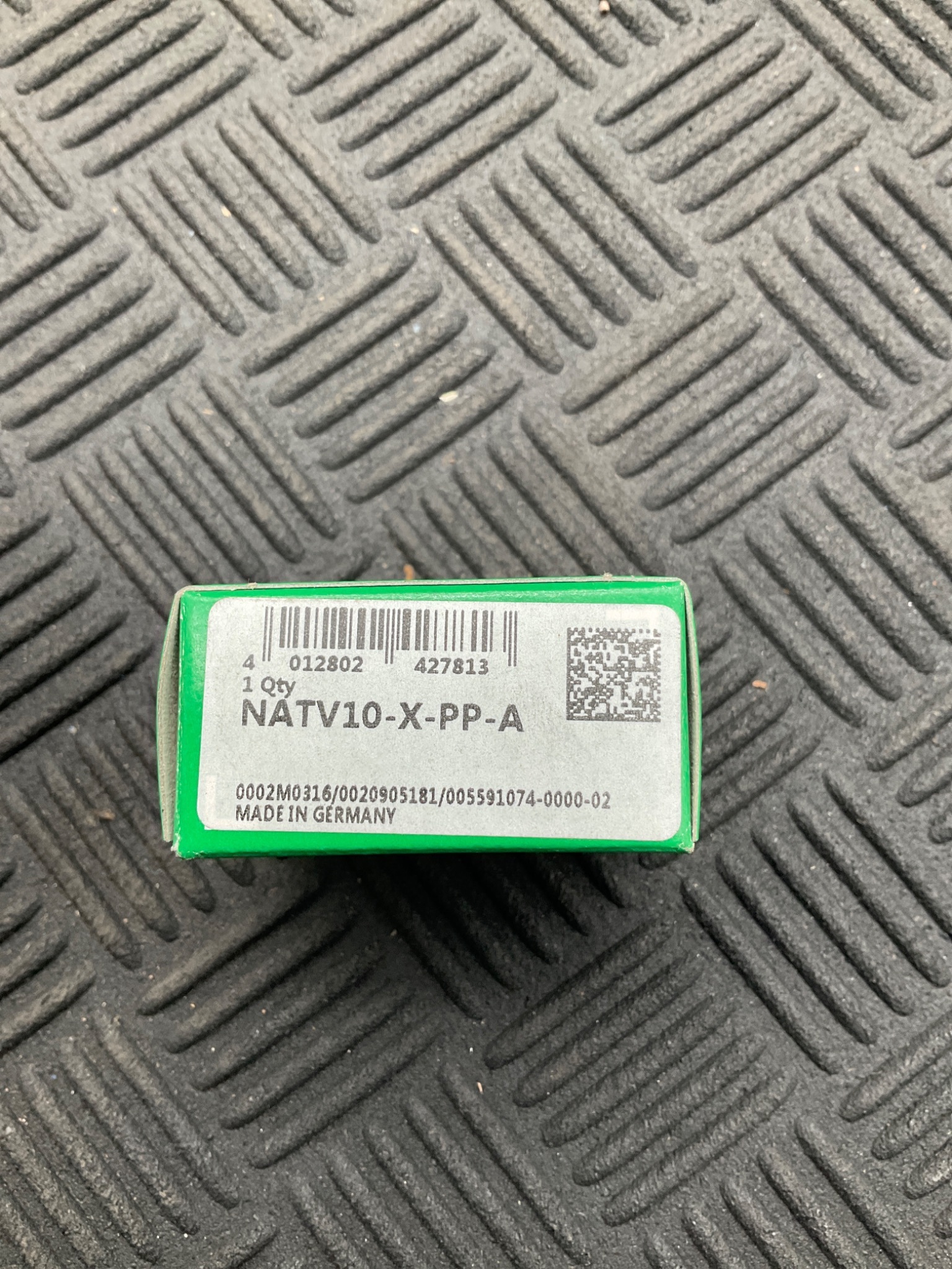 INA NATV10-X-PP-A Yoke Type Track Roller 10x30x14mm Sealed NEW 2