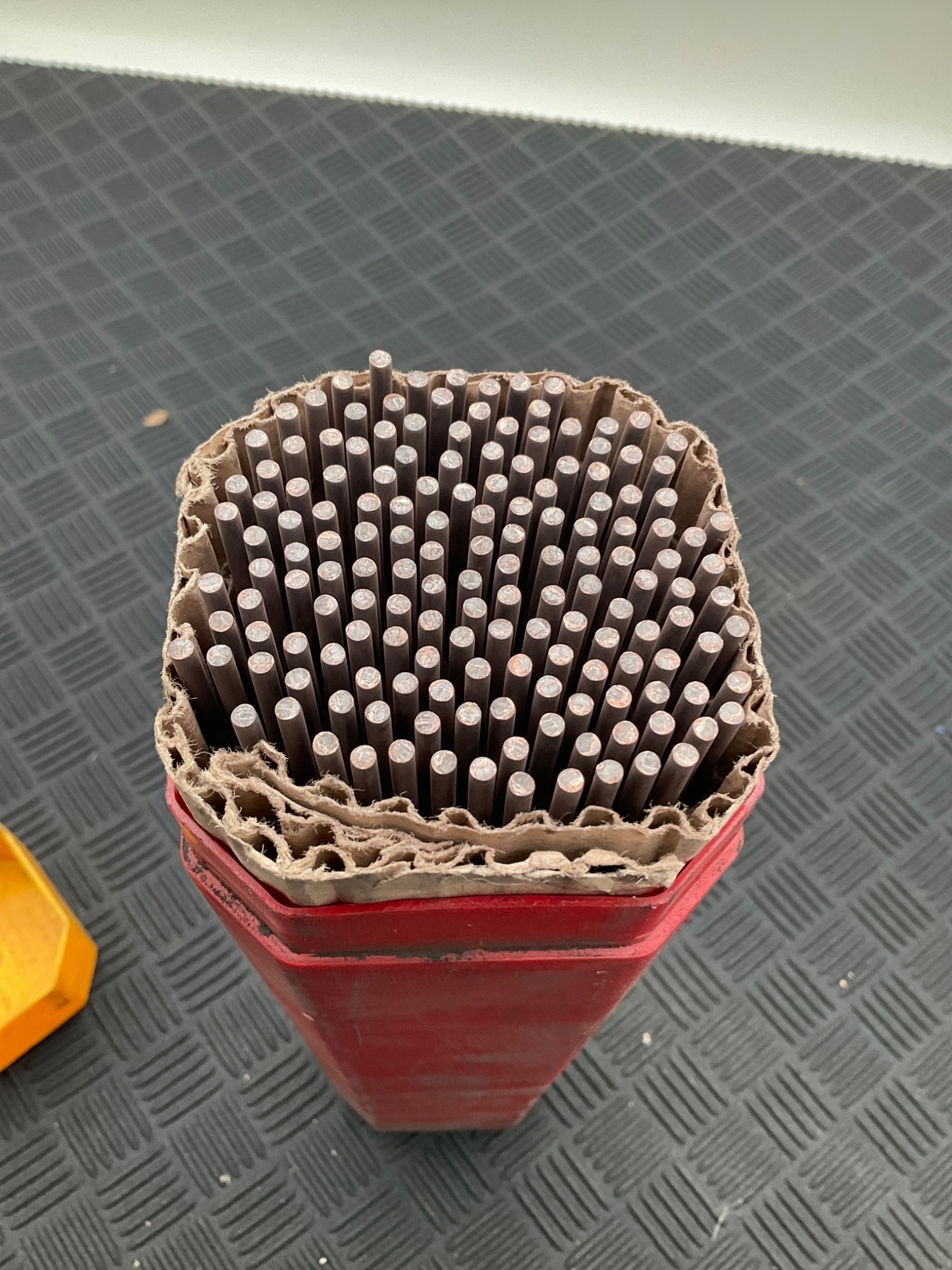 CASTOLIN EUTECTIC XHD 1851 Welding Electrodes USED 2