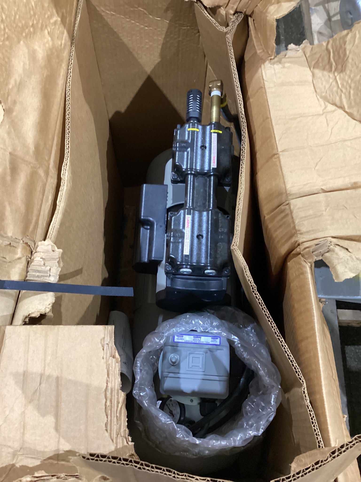 WELCH 8150B‑30 D Dry Vacuum Pump & 10 Gal Tank NEW 0