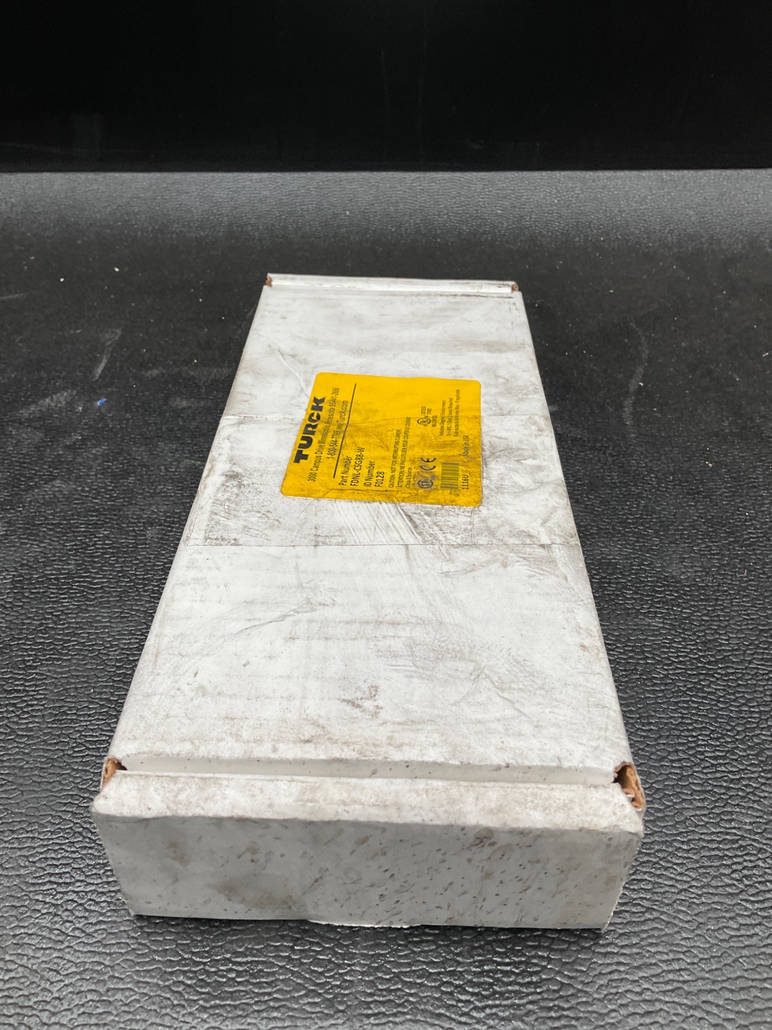 TURCK FDNL-CSG88-W DeviceNet I/O Module 8 In / 8 Out IP67 NEW 3