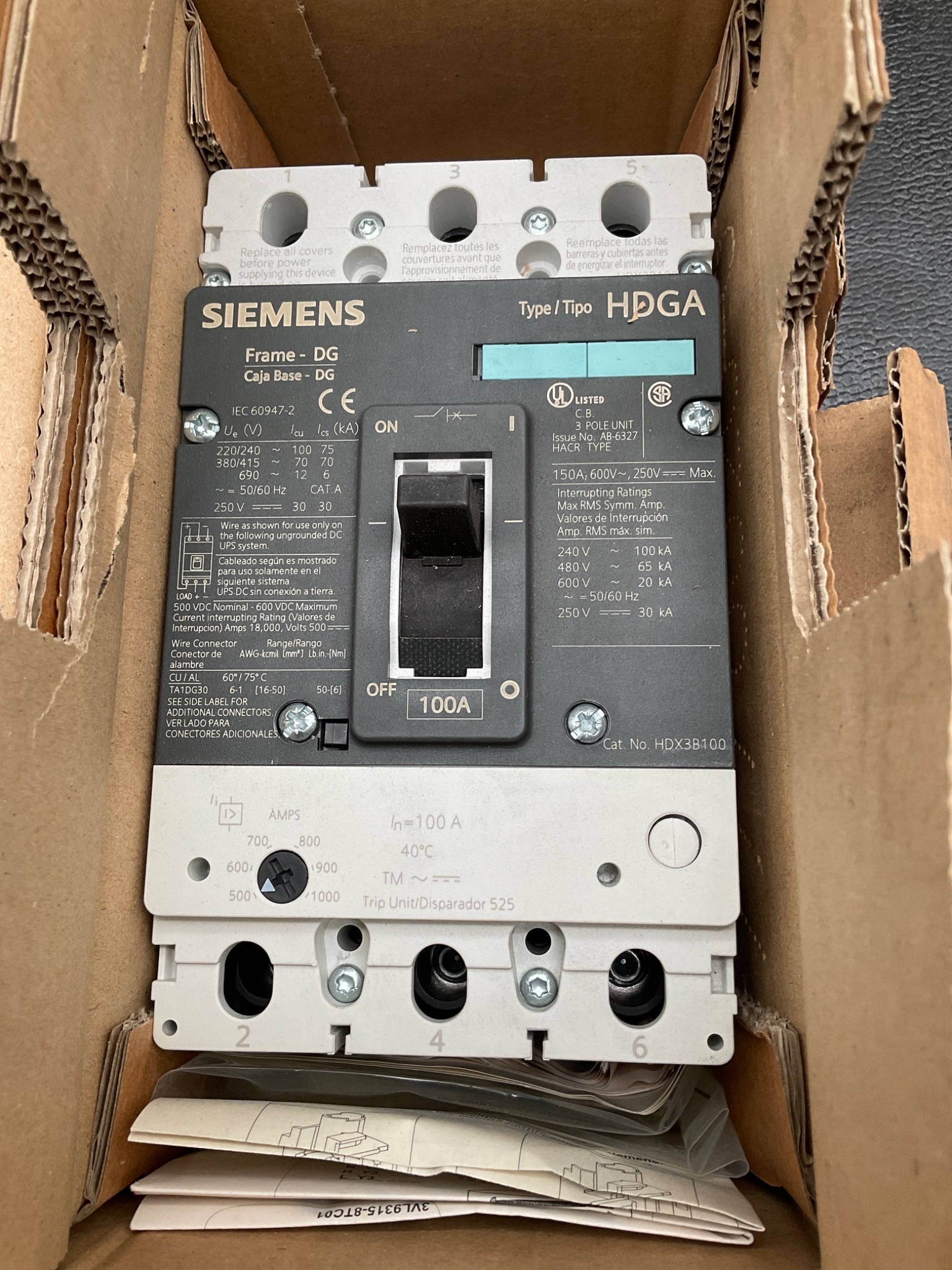 SIEMENS HDX3B100 Molded Case Circuit Breaker Type HDGA 100A 3P 600V NEW 1