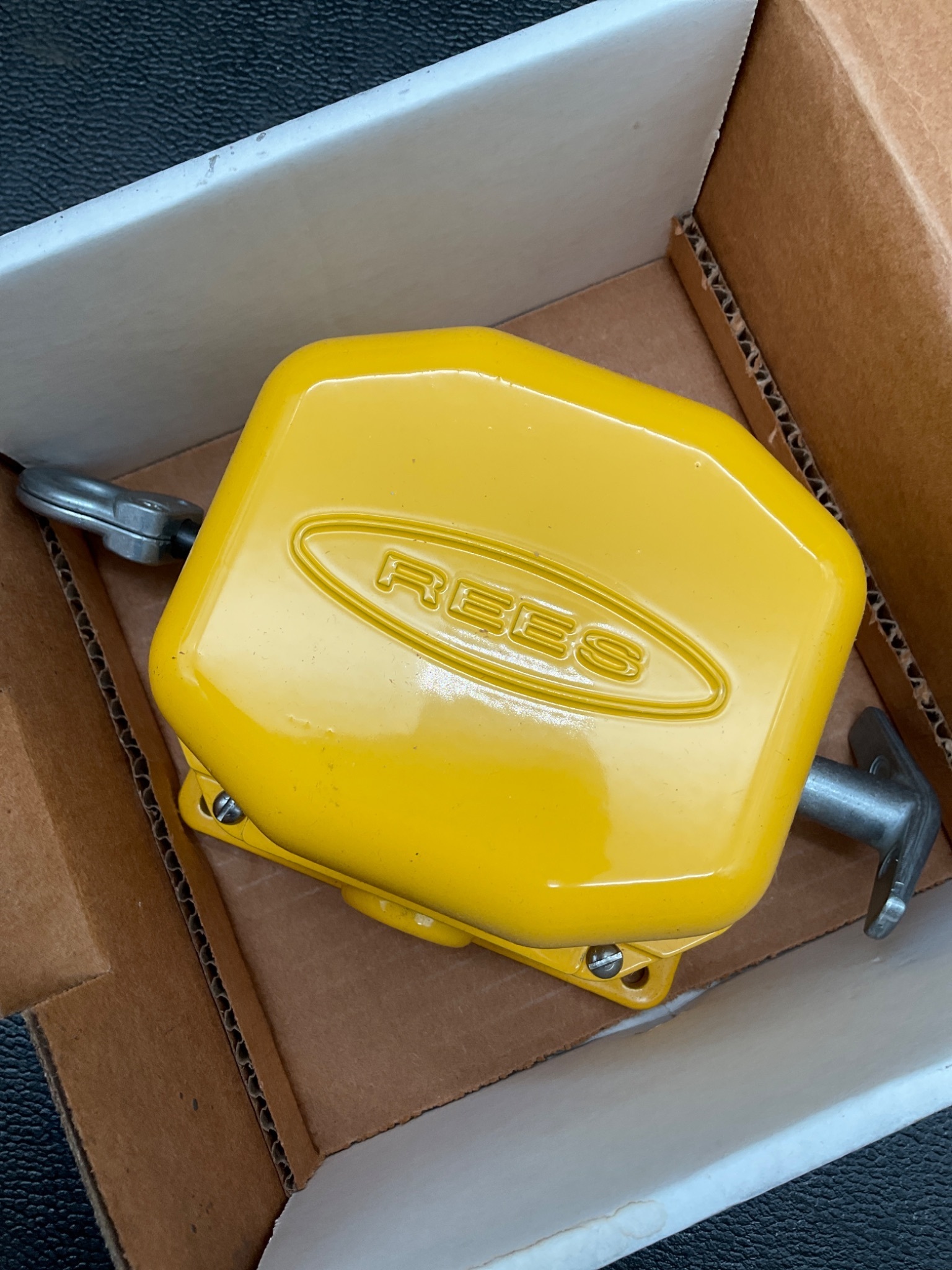 REES 04944-240 Cable-Operated Emergency Stop Switch NEW 2