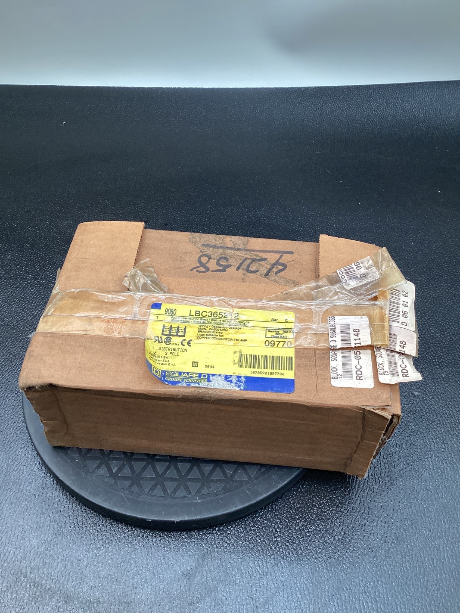 SQUARE D 9080 LBC365212 Power Distribution Block 760A 600V NEW 2