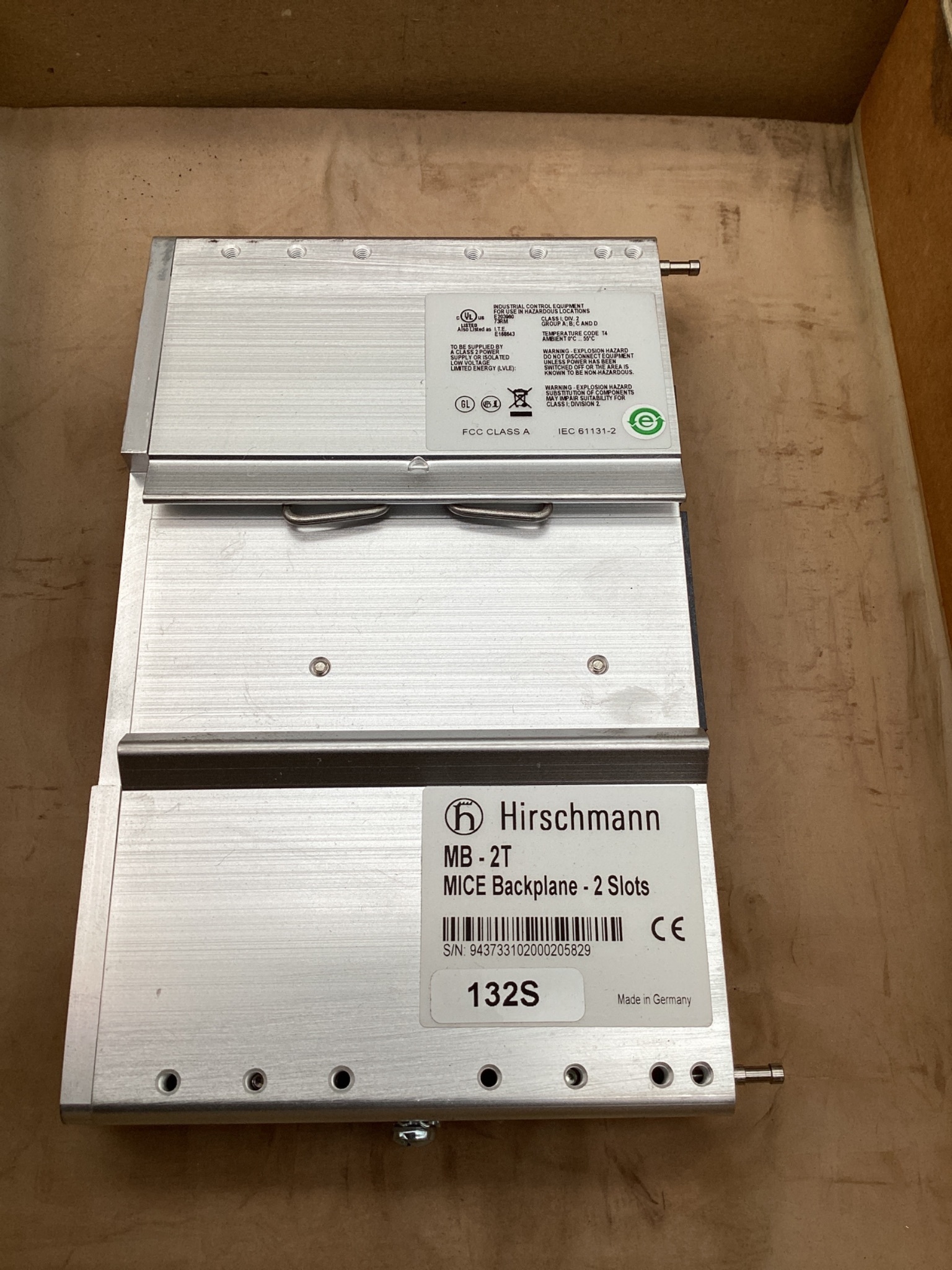 HIRSCHMANN MB-2T Backplane Extension Module 2-Slot NEW 4
