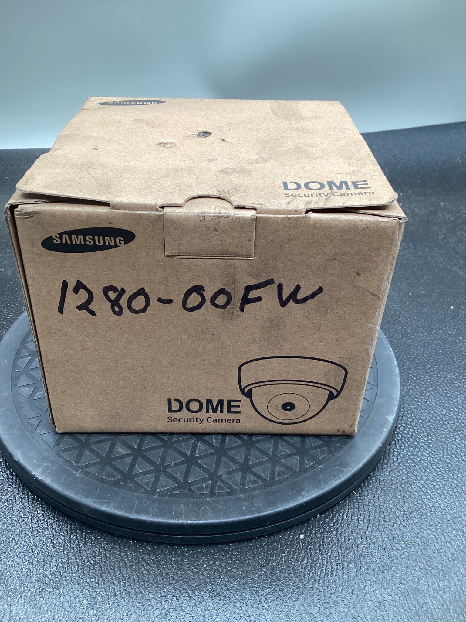SAMSUNG SND-6084N 2MP Full HD Network Dome Camera 3–8.5mm Lens NEW 1