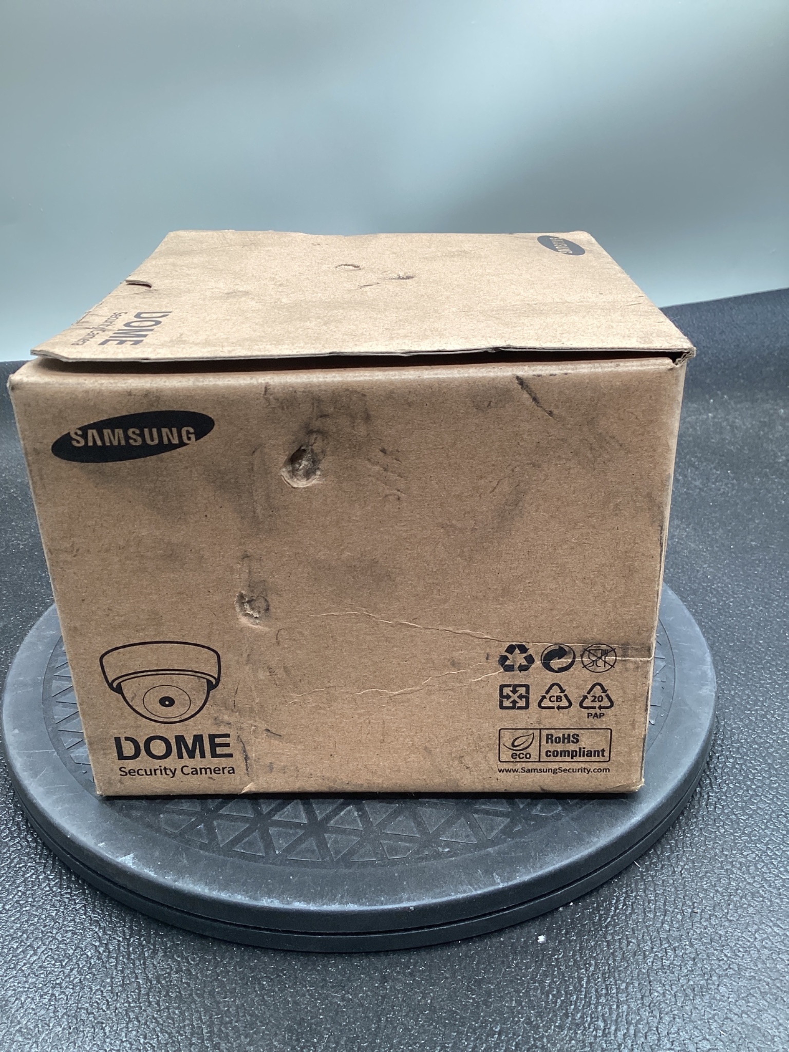 SAMSUNG SND-6084N 2MP Full HD Network Dome Camera 3–8.5mm Lens NEW 2