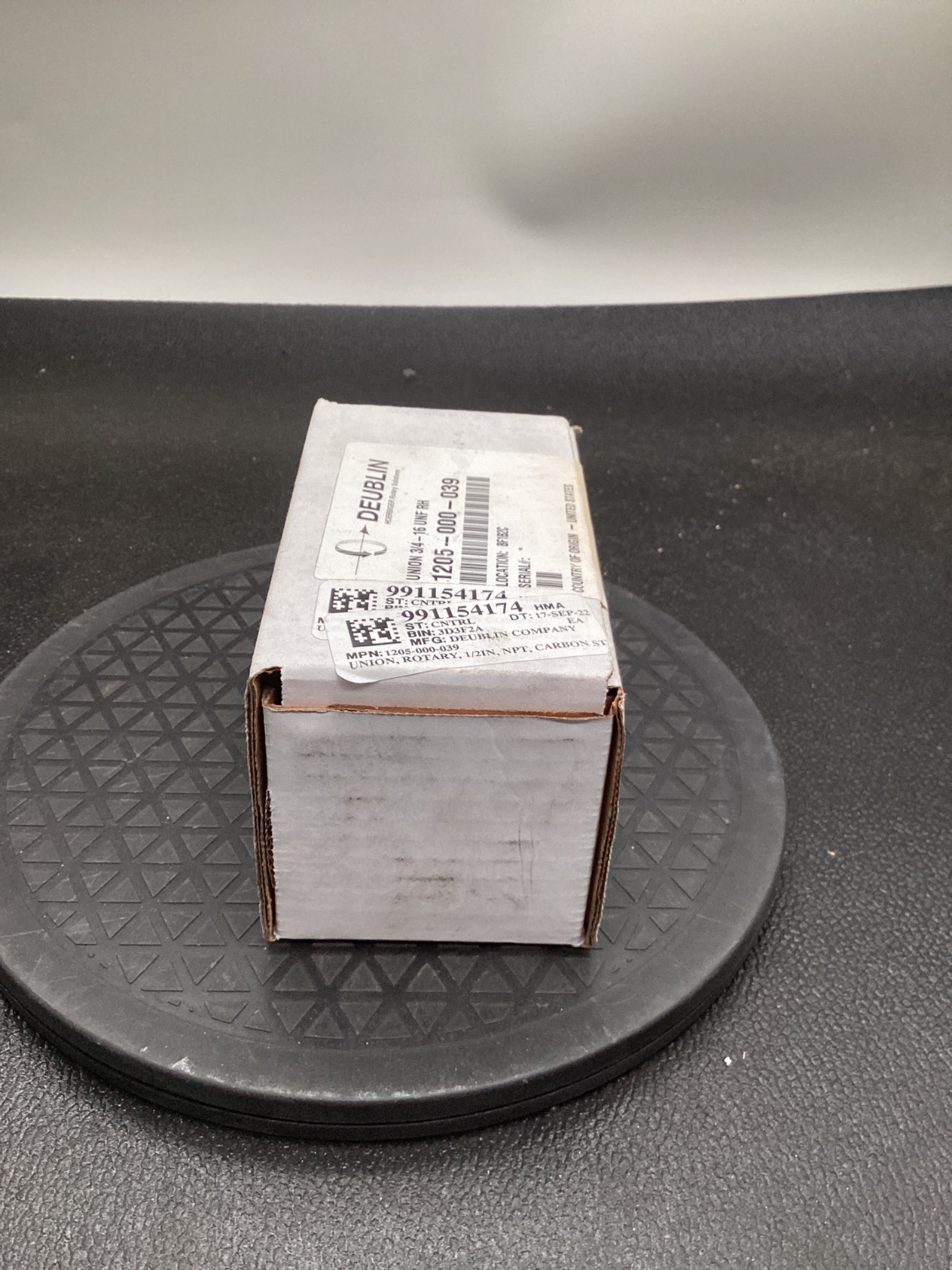 DEUBLIN 1205-000-039 ROTARY UNION 3/4-16 UNF RH NEW 1