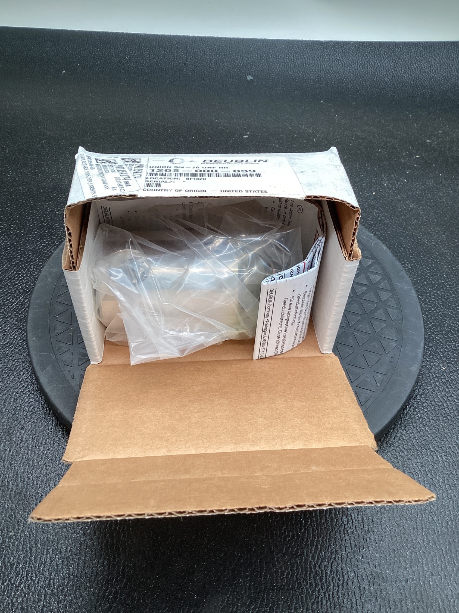 DEUBLIN 1205-000-039 ROTARY UNION 3/4-16 UNF RH NEW 2