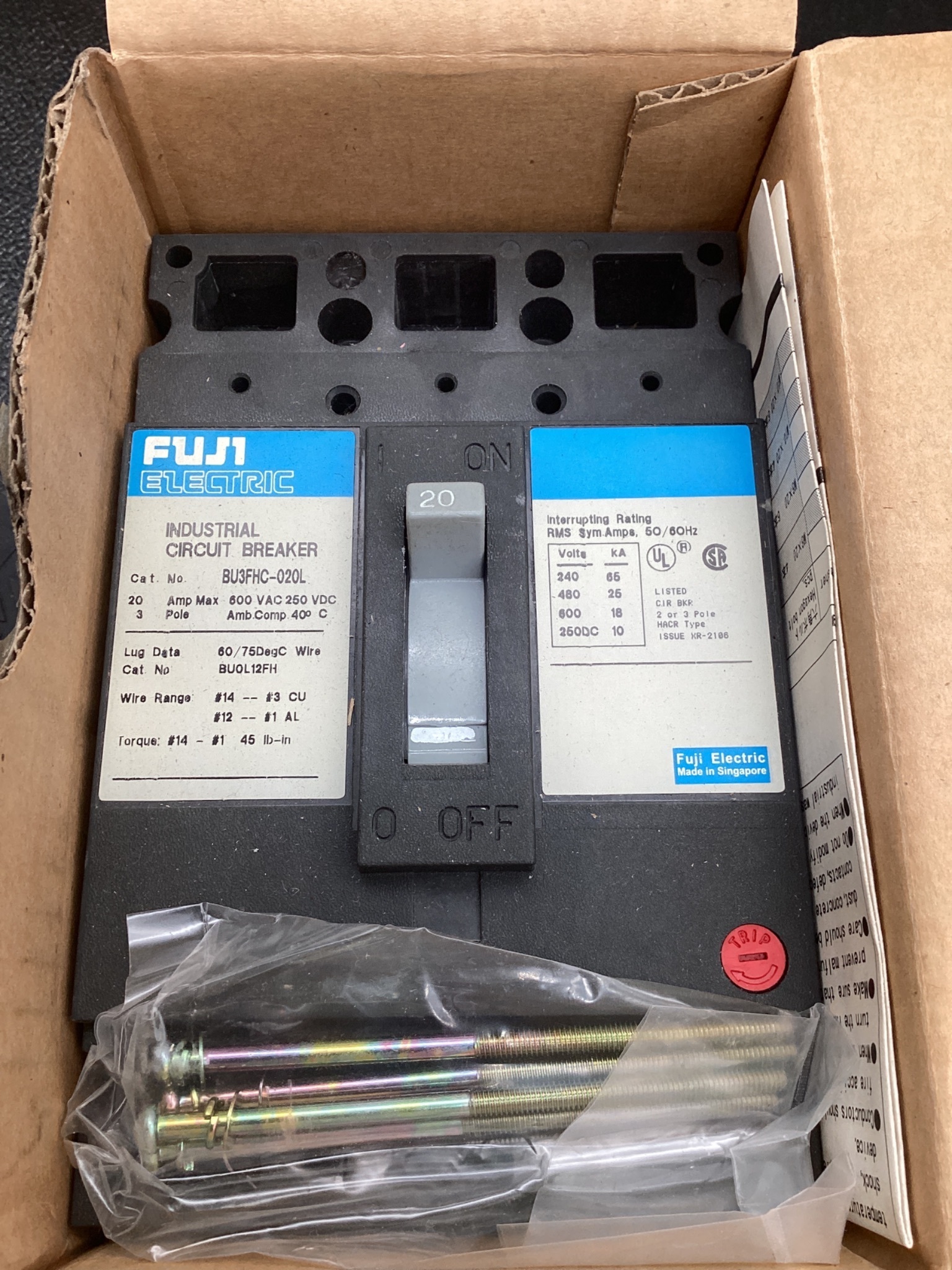 FUJI BU3FHC-020L Molded Case Circuit Breaker 20A 600VAC 3-Pole NEW 4