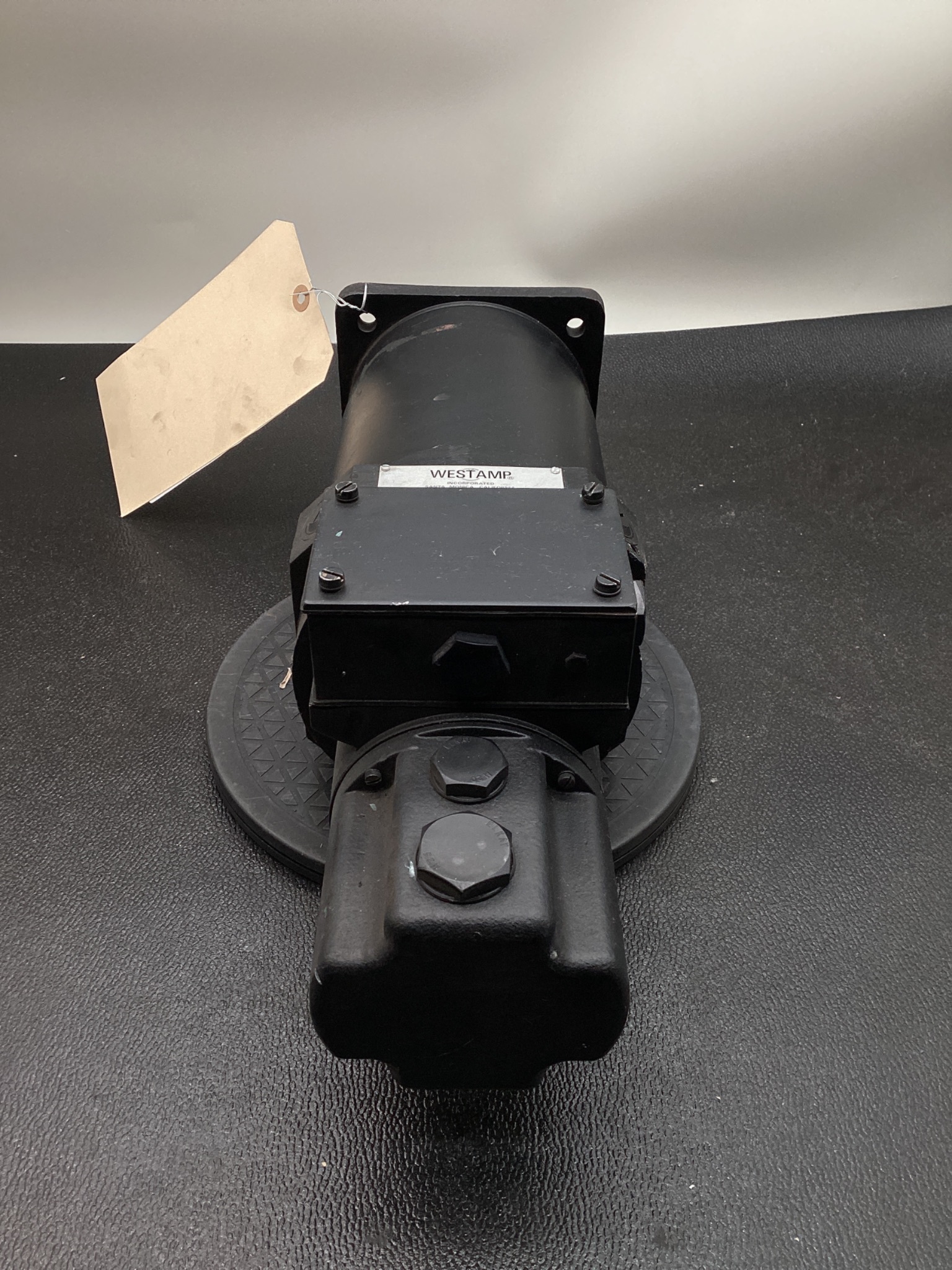 WESTAMP MT 4312 Servo Motor 180V 53 LB/IN 1000RPM USED 1