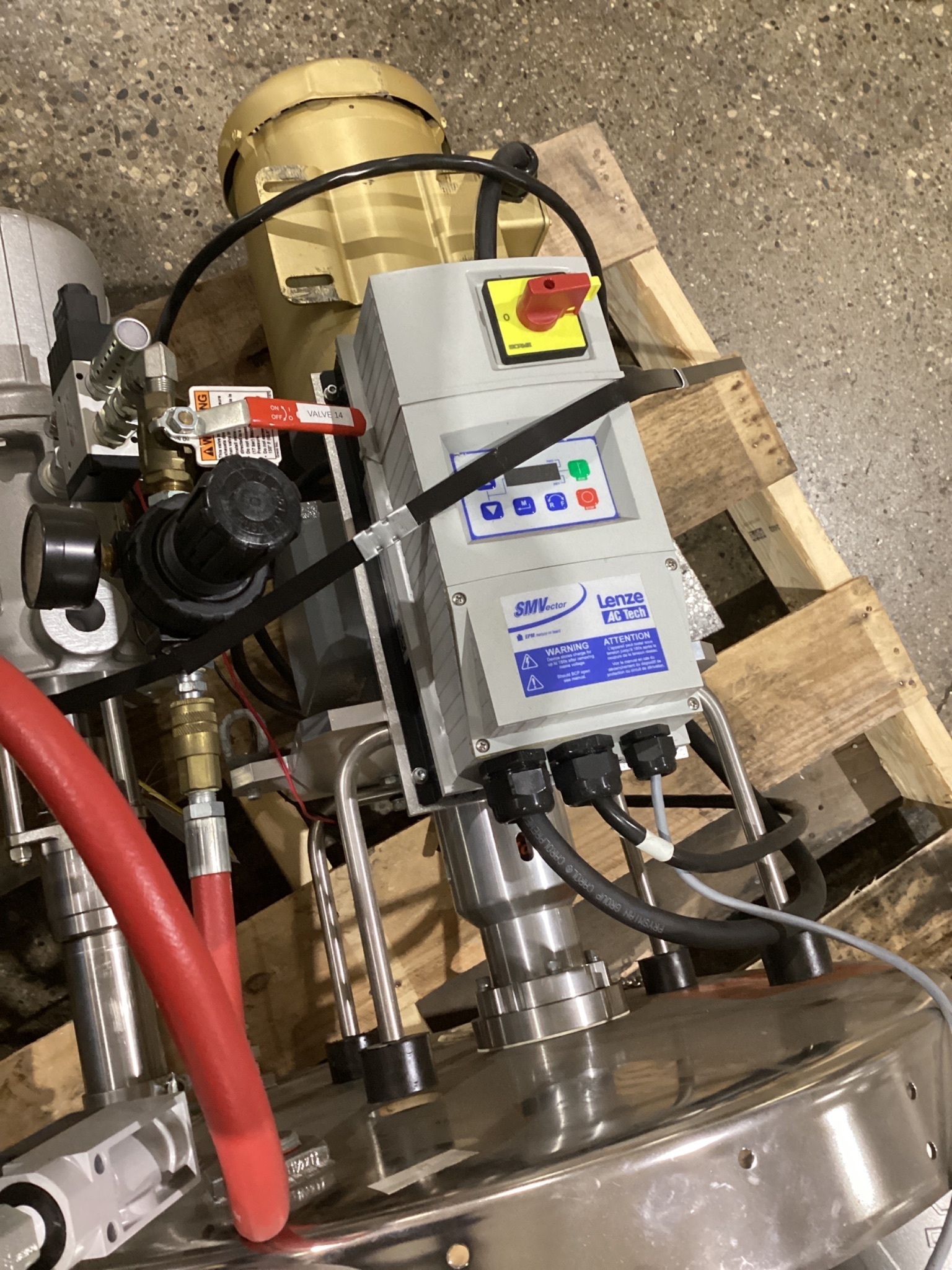 GRACO 25C013 Control Air Elevator XD Agitator Series E21A USED 3