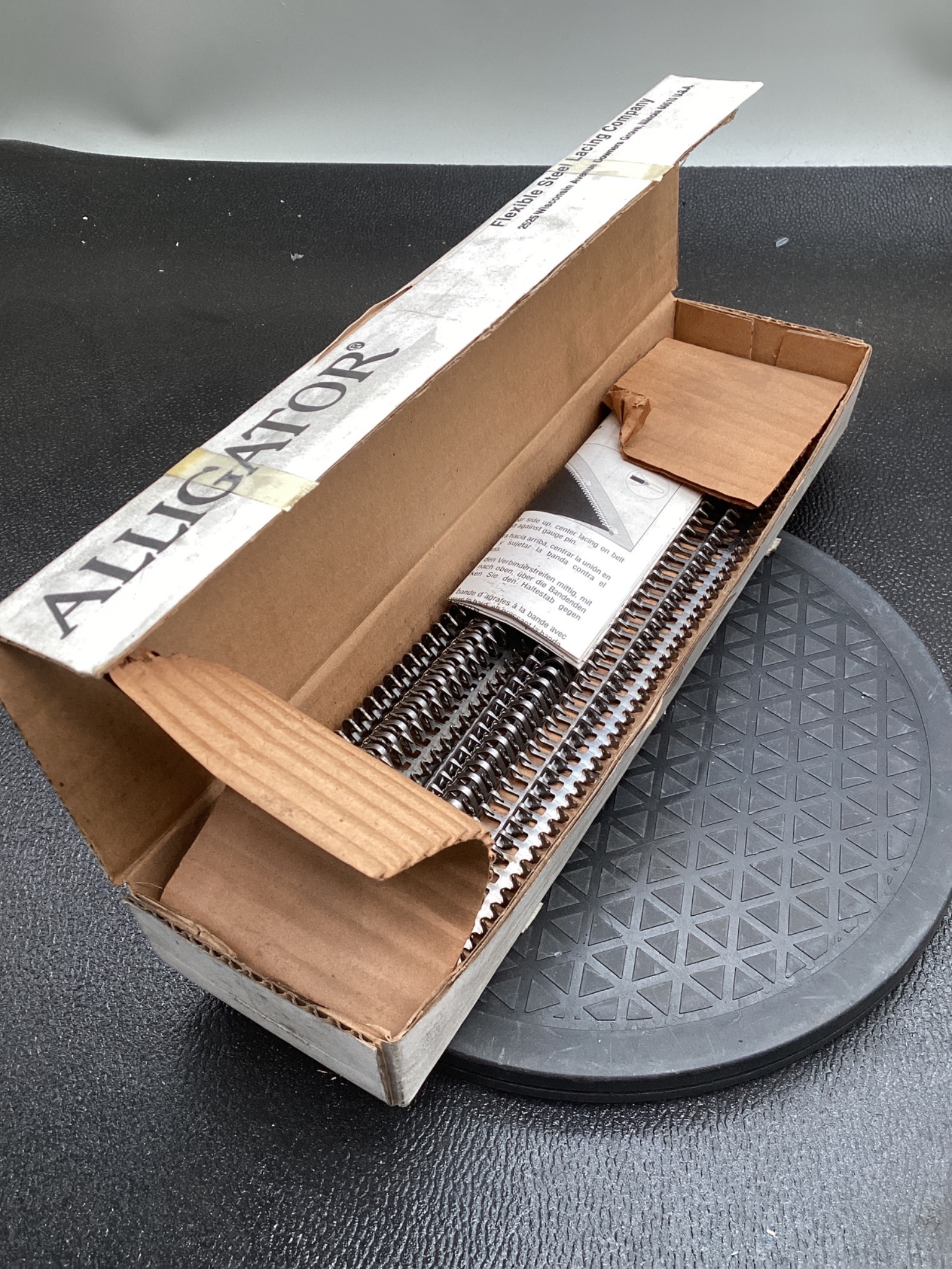 ALLIGATOR 0456-OFMV Mechanical Belt Lacing Fastener USED 3