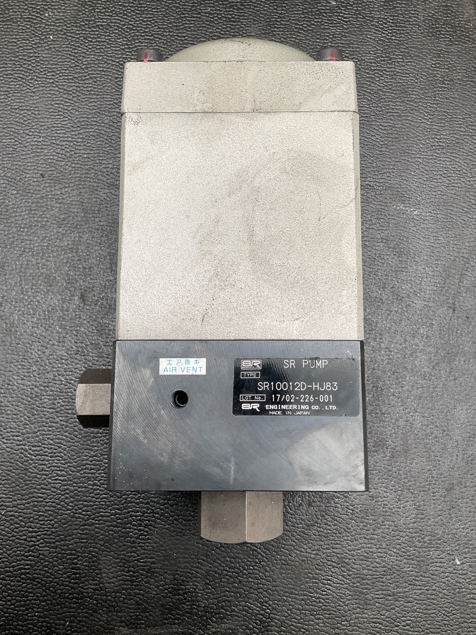 SR PUMP SR10012D-HJ83 Air-Over-Oil Hydraulic Pump SR100 Series USED 0