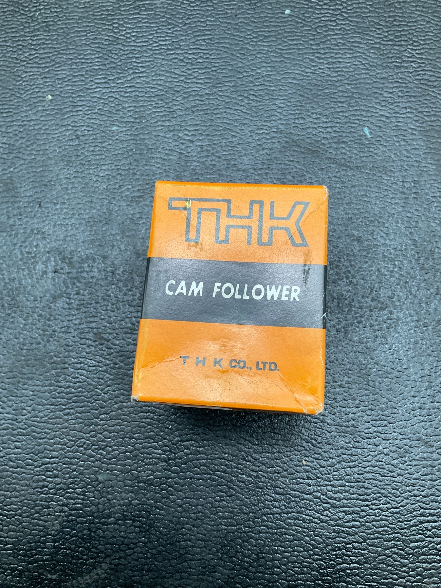 THK CF20UU-AB Cam Follower Stud Type 52mm OD 24mm Width NEW 1