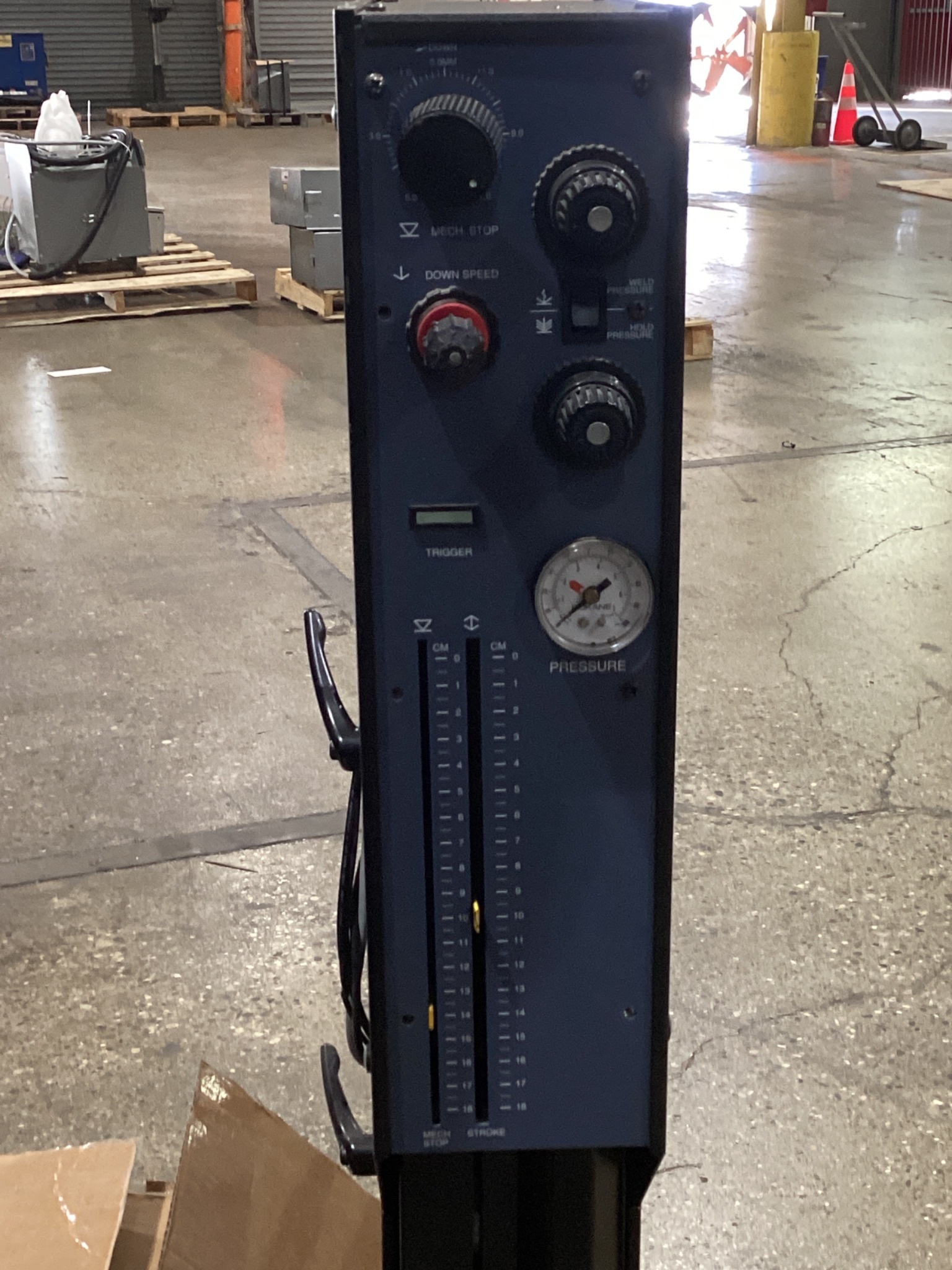 DUKANE 220 Ultrasonic Welder w/ 2220 Dynamic Process Controller USED 1