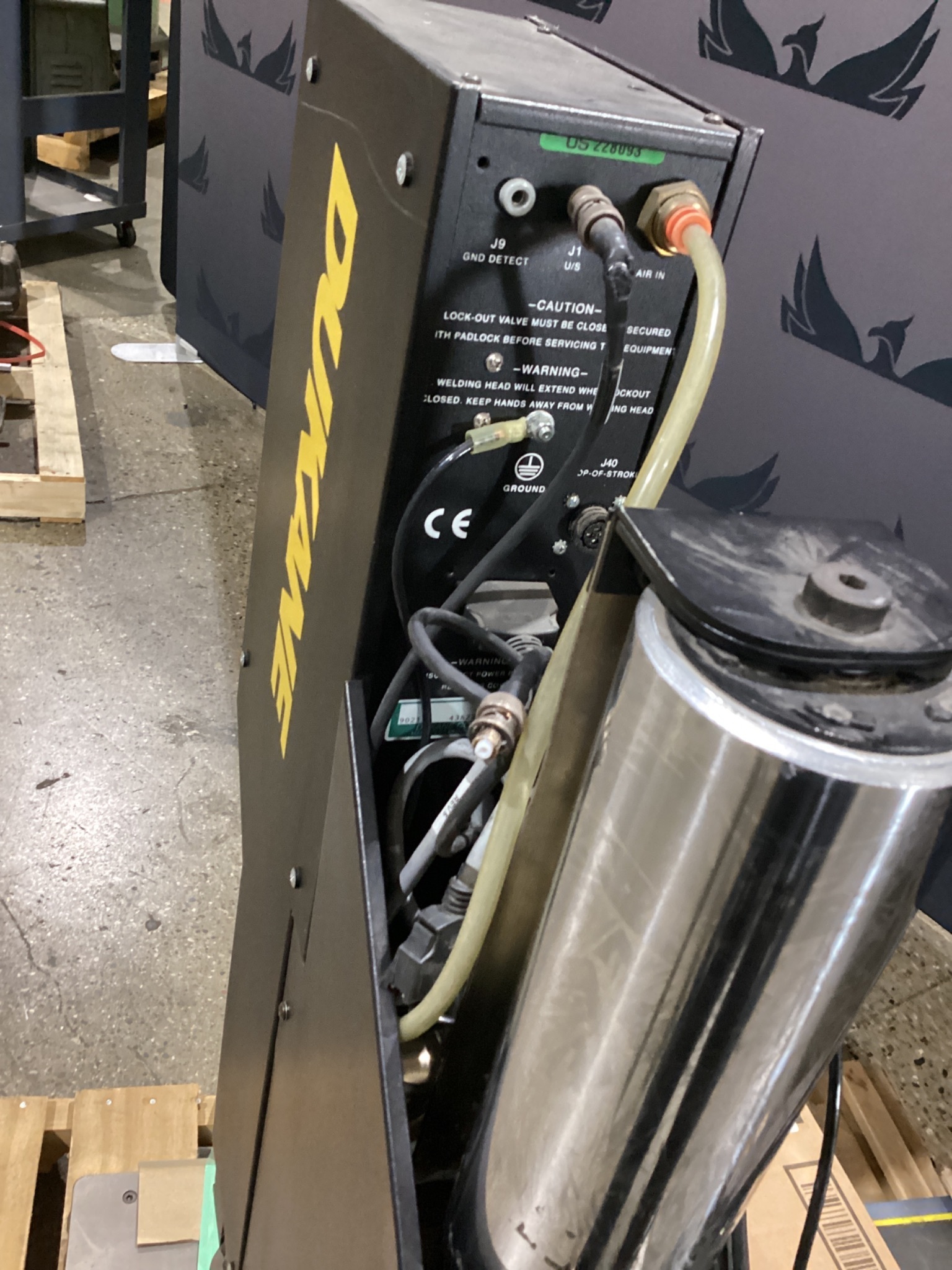DUKANE 220 Ultrasonic Welder w/ 2220 Dynamic Process Controller USED 3