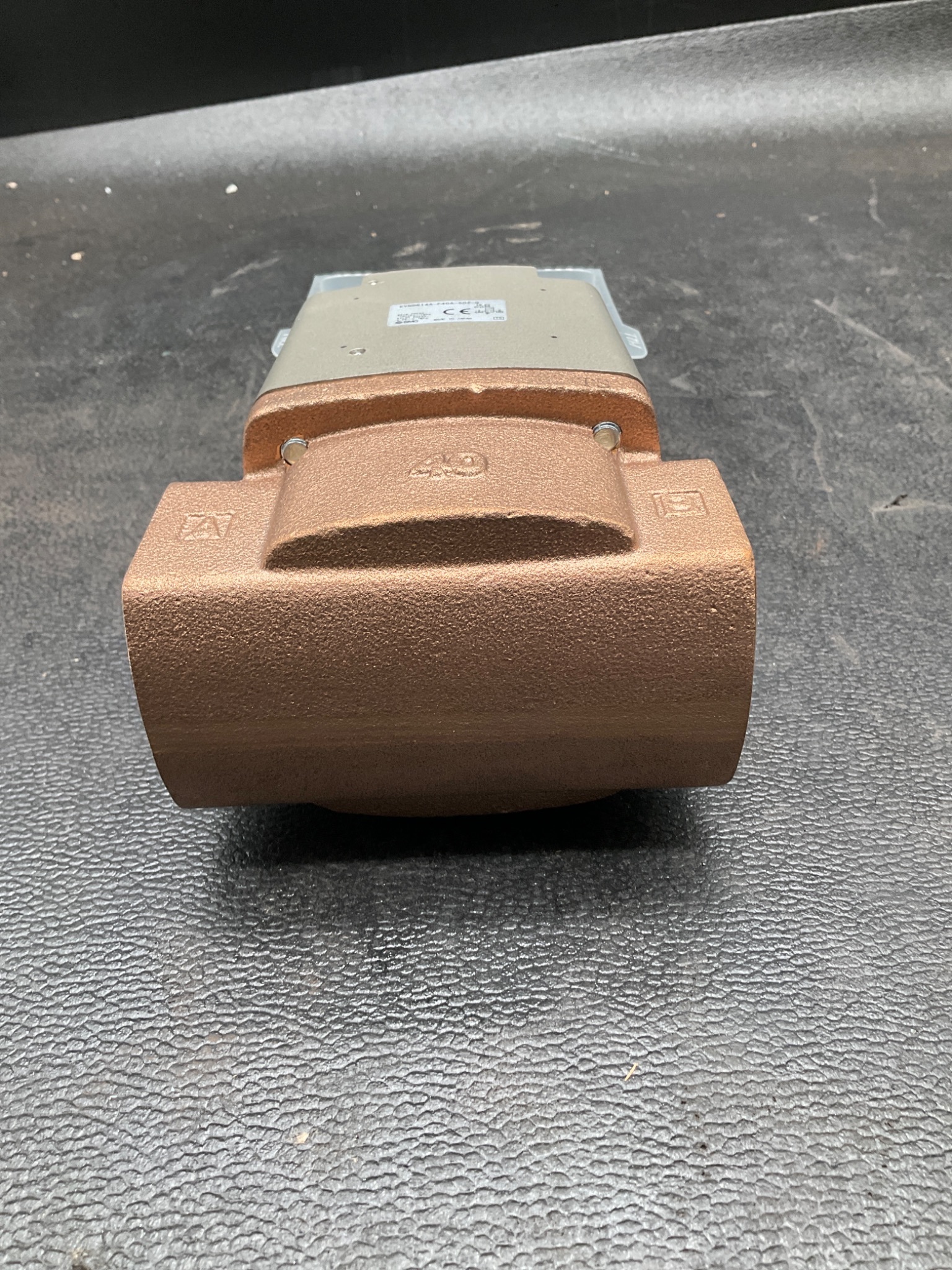 SMC EVNB614A-F40A-5DZ-Q Solenoid Valve NEW 3
