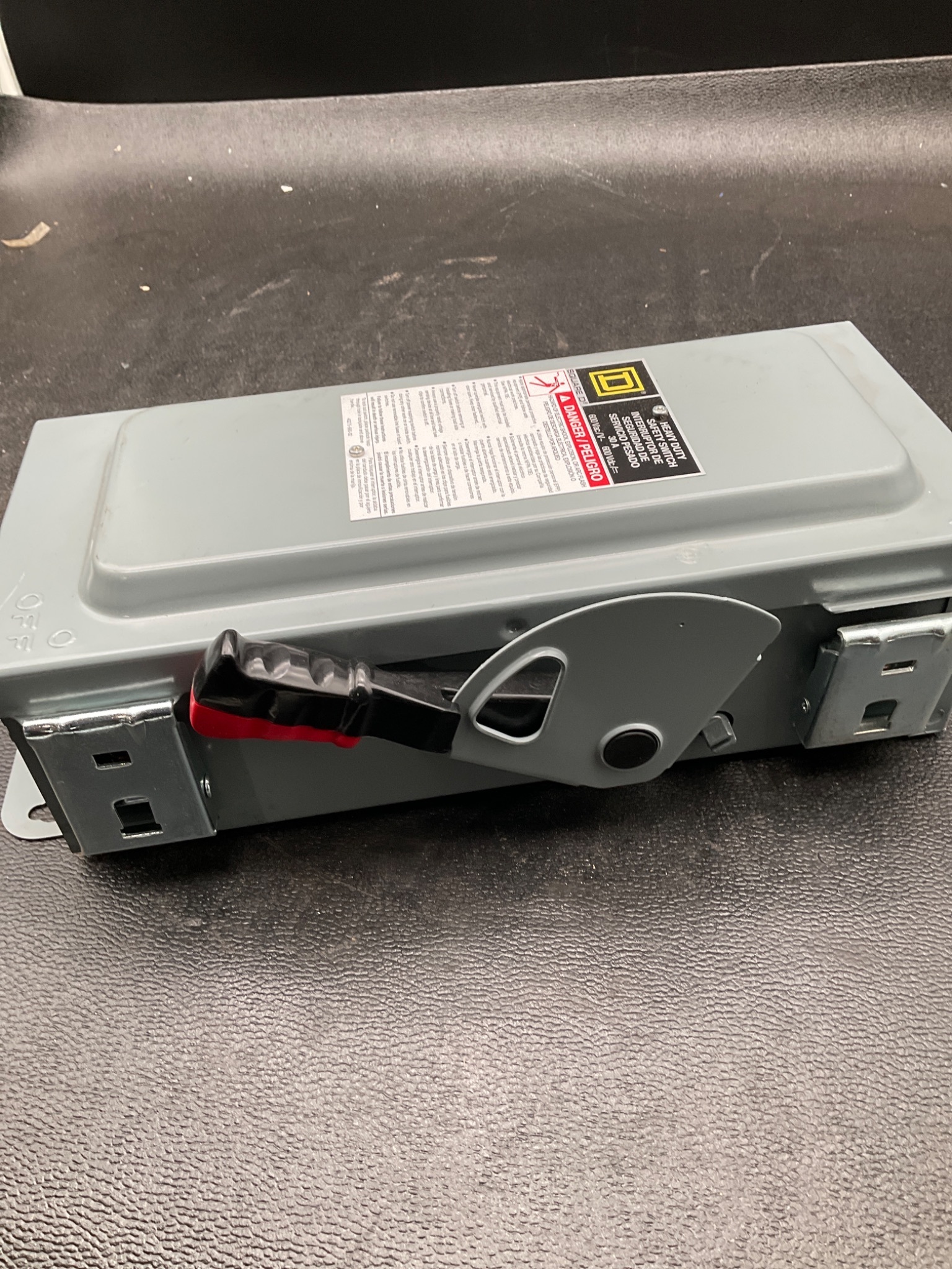 SQUARE D HU361AWKEI2 Heavy Duty Safety Switch 30A 600V USED 1