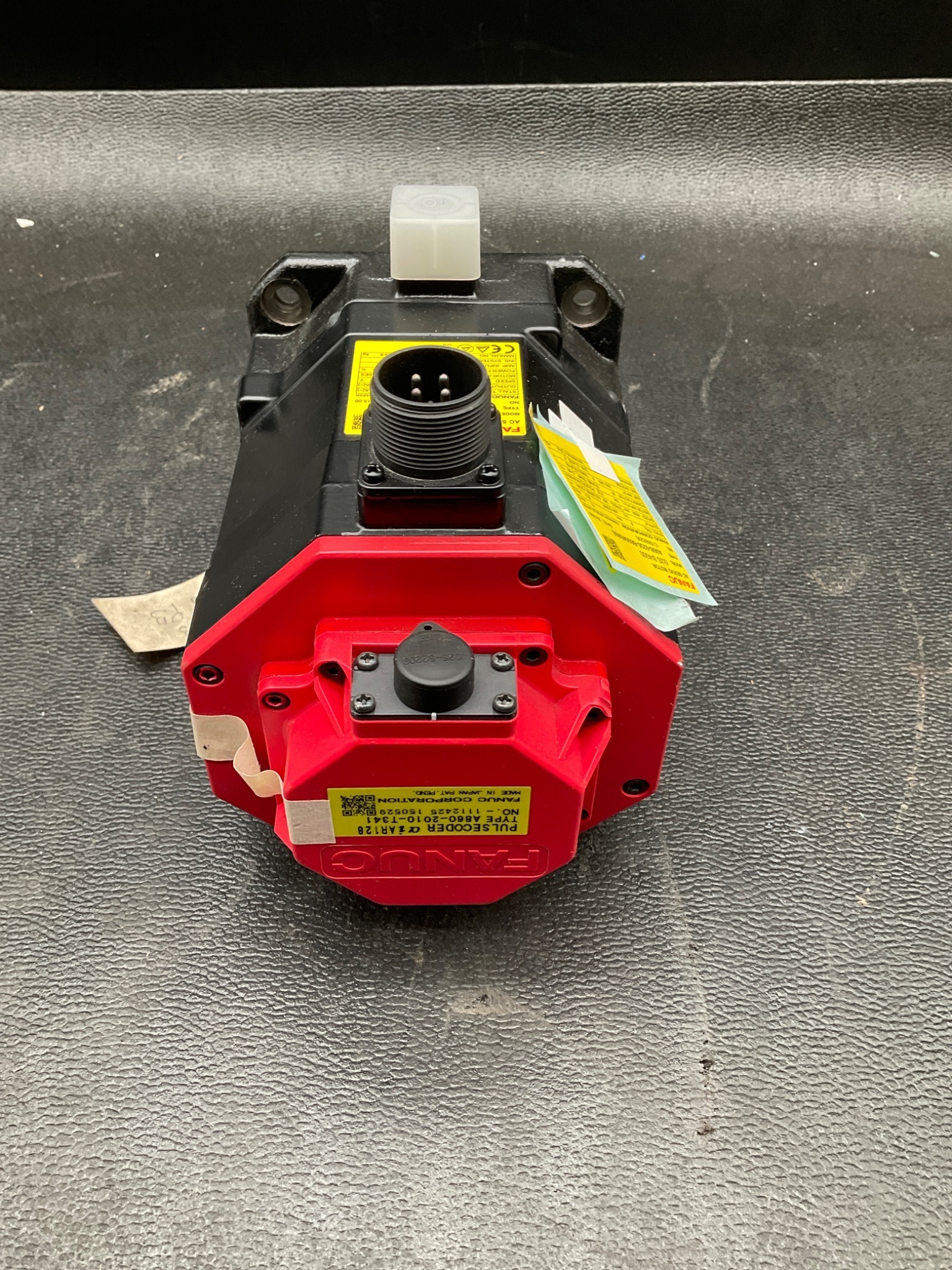 FANUC A06B-0235-B605#S000 AC Servo Motor NEW 3