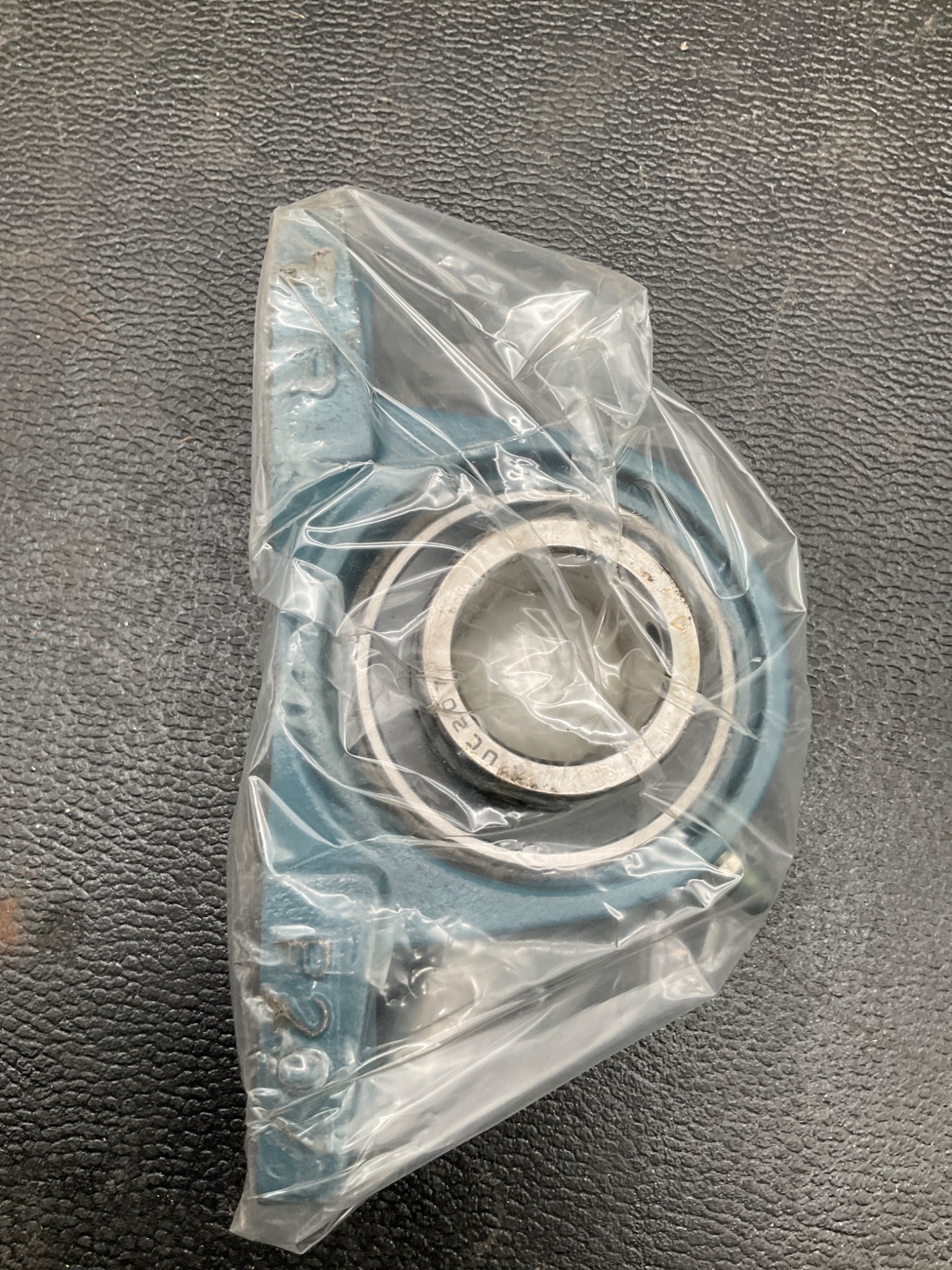 TR BEARINGS UCP207-35MM Pillow Block Bearing NEW 3