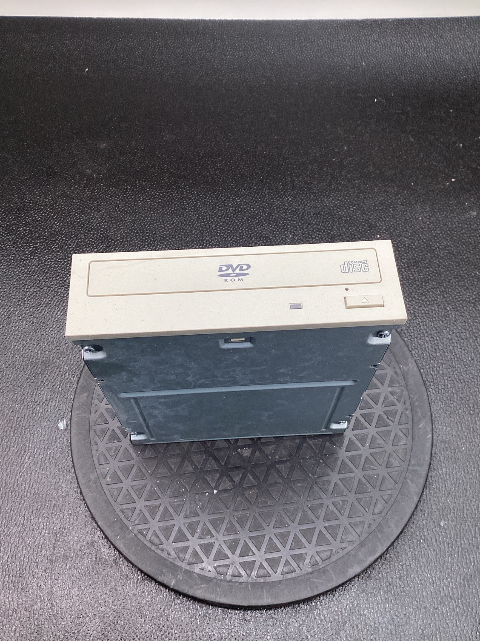 TEAC DV-516GC-002 DVD-ROM Drive IDE Interface USED 2