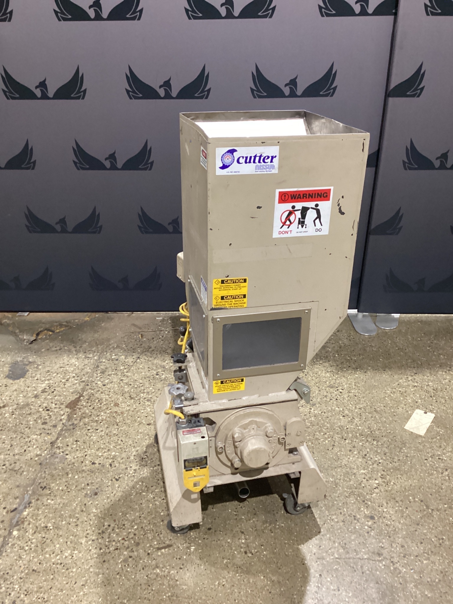 NISSUI SA-33 Low-Speed Screenless Granulator 230V 1HP USED 0
