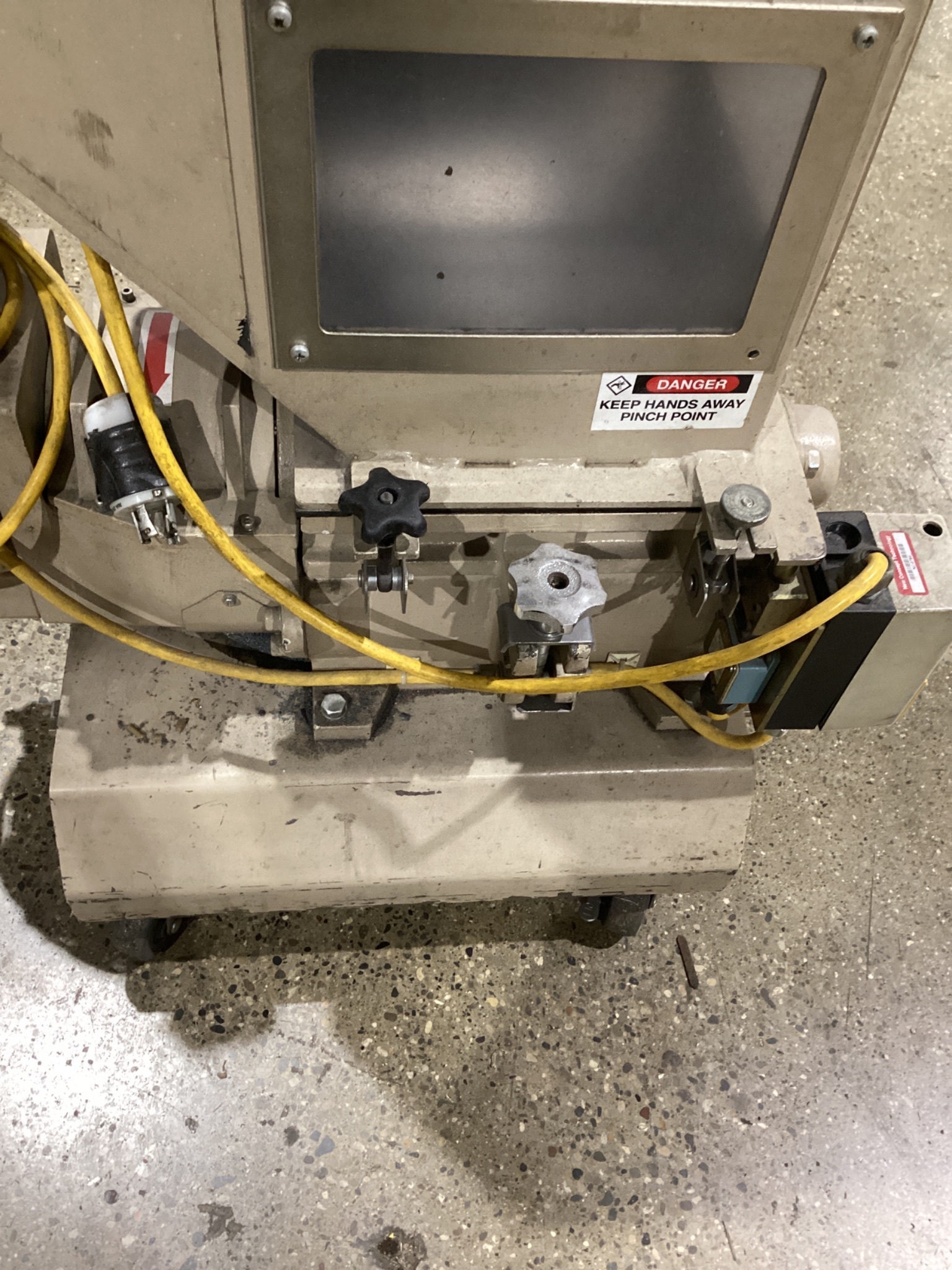 NISSUI SA-33 Low-Speed Screenless Granulator 230V 1HP USED 3