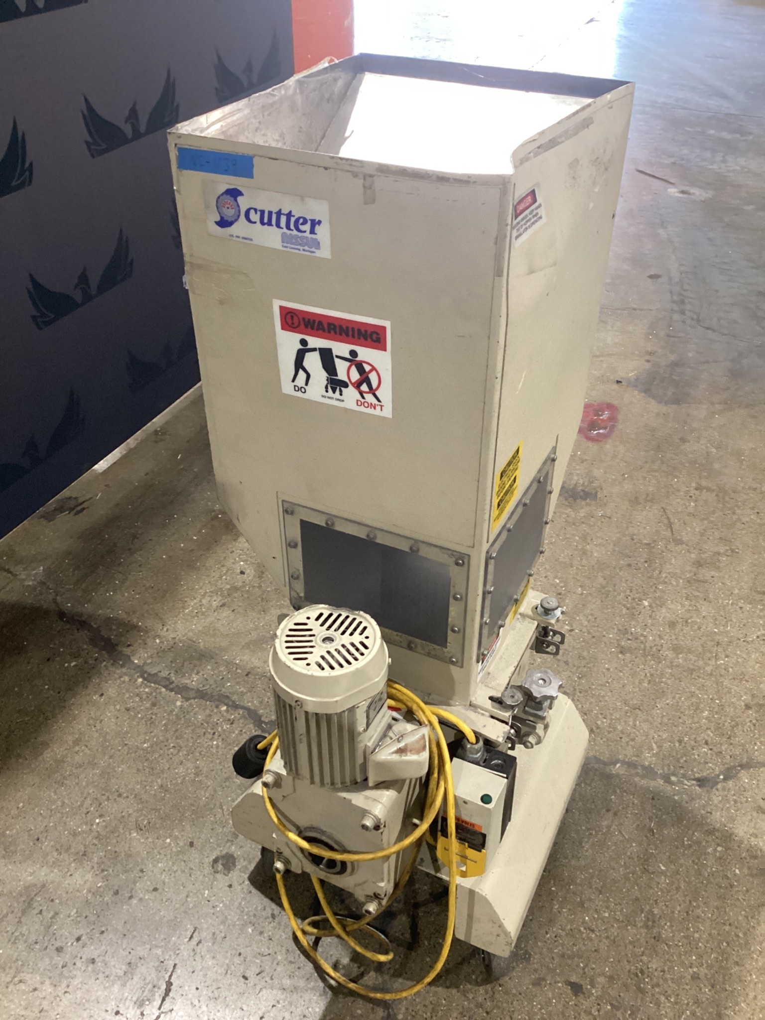NISSUI SA-23 Low-Speed Screenless Granulator 460V USED 1