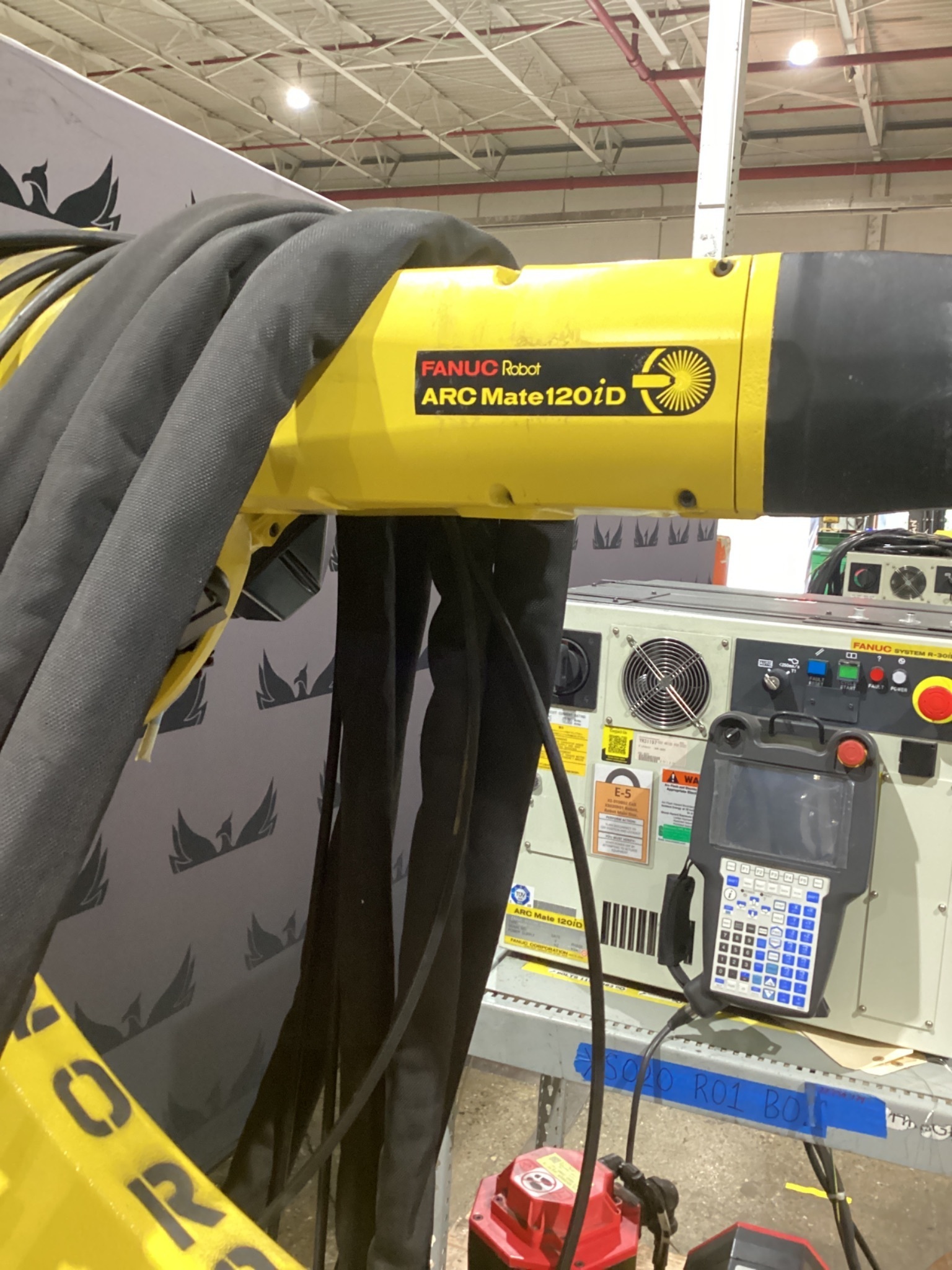 FANUC ArcMate 120iD w/ R-30iB PLUS Controls USED 4
